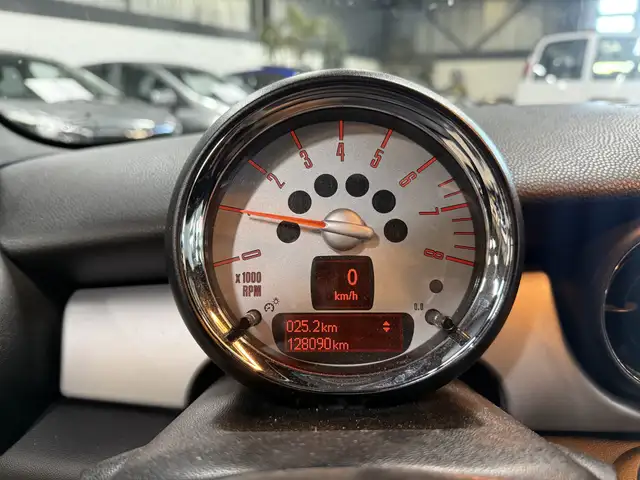 MINI Clubman view 11
