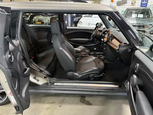MINI Clubman view 6