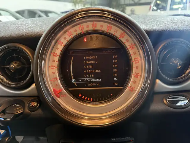 MINI Clubman view 8
