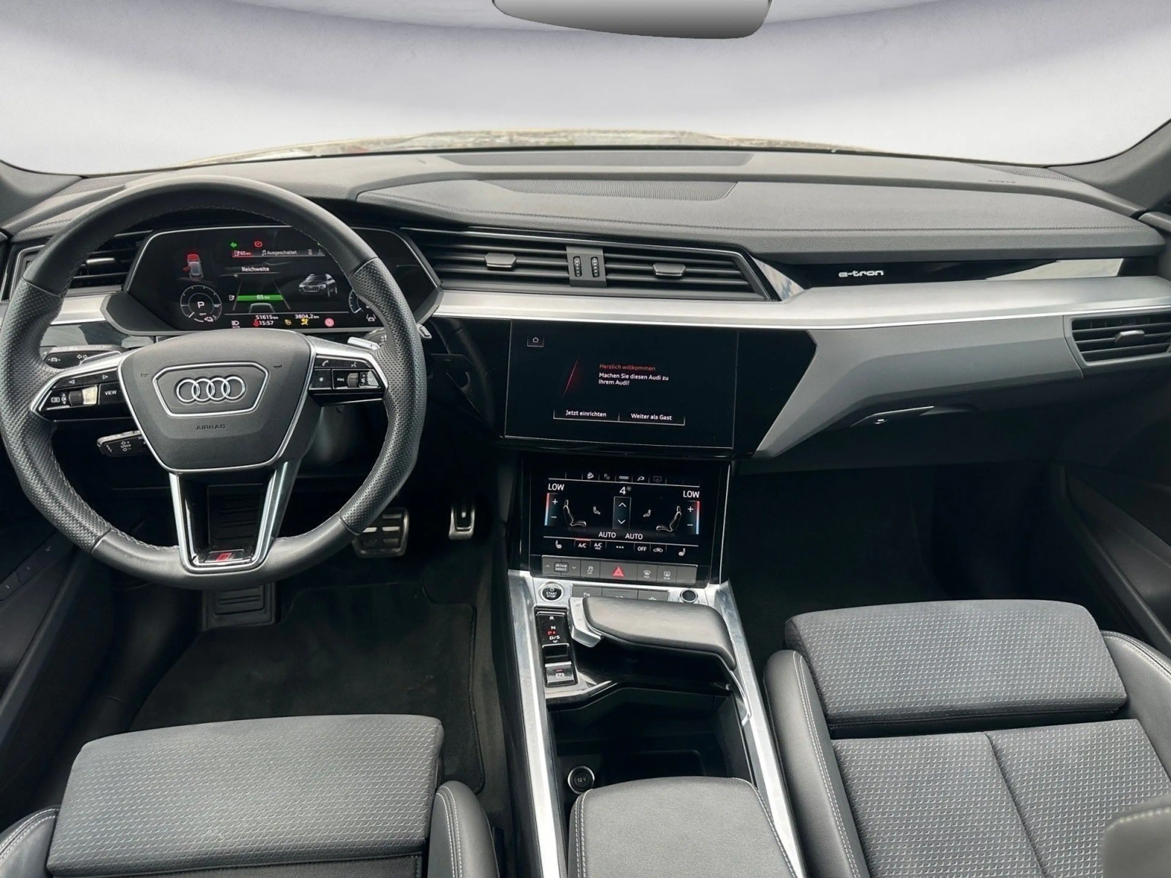 Audi Q8 e-tron Q8 e-Tron 50 S-Line AirSuspension Matrix-LED Nav — photo 12