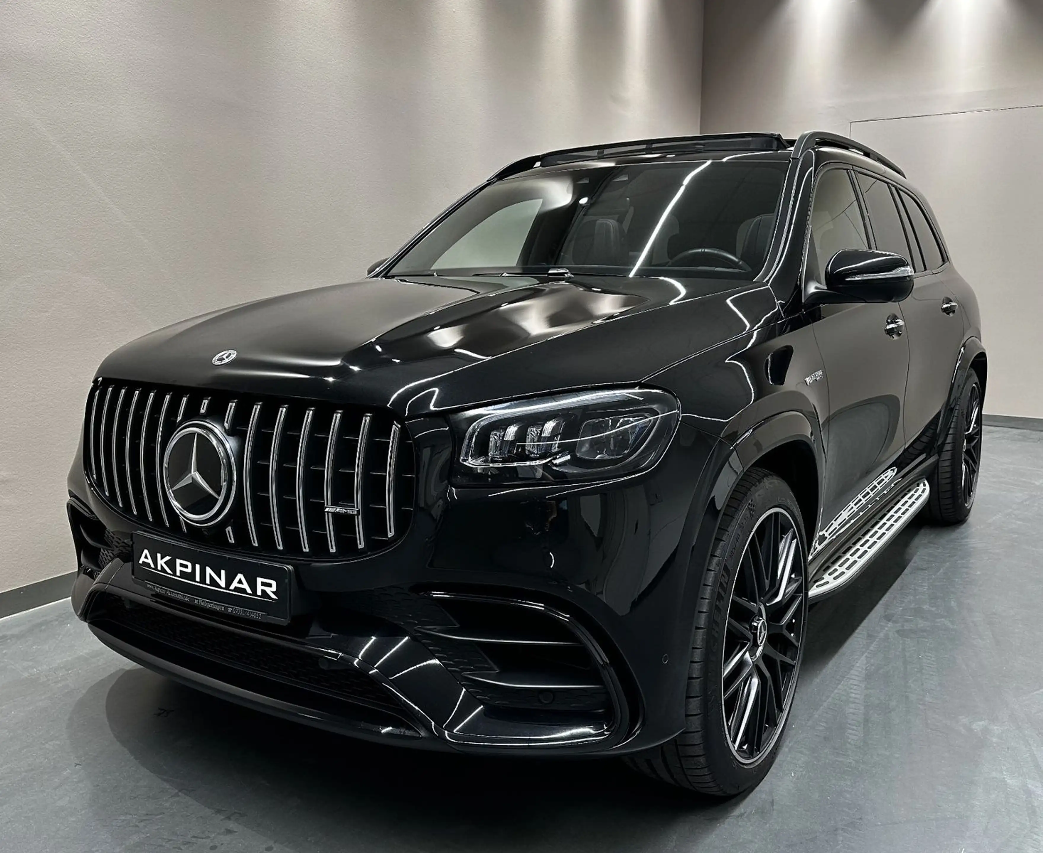 Mercedes-Benz GLS 63 AMG GLS63 AMG 4M+ Night-Paket *7-SITZER*PANO*DIST+* — photo 2