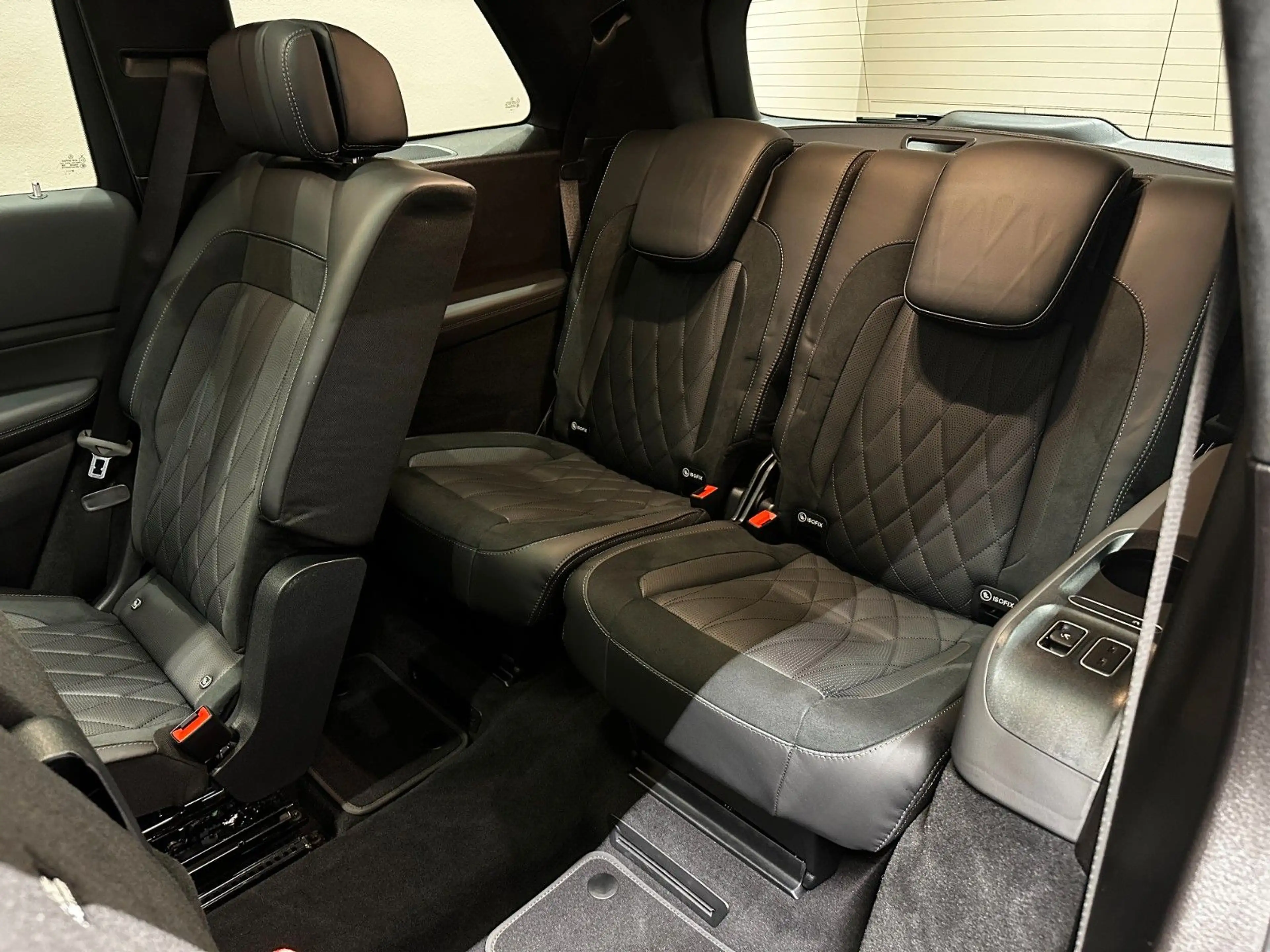 Mercedes-Benz GLS 63 AMG GLS63 AMG 4M+ Night-Paket *7-SITZER*PANO*DIST+* — photo 15