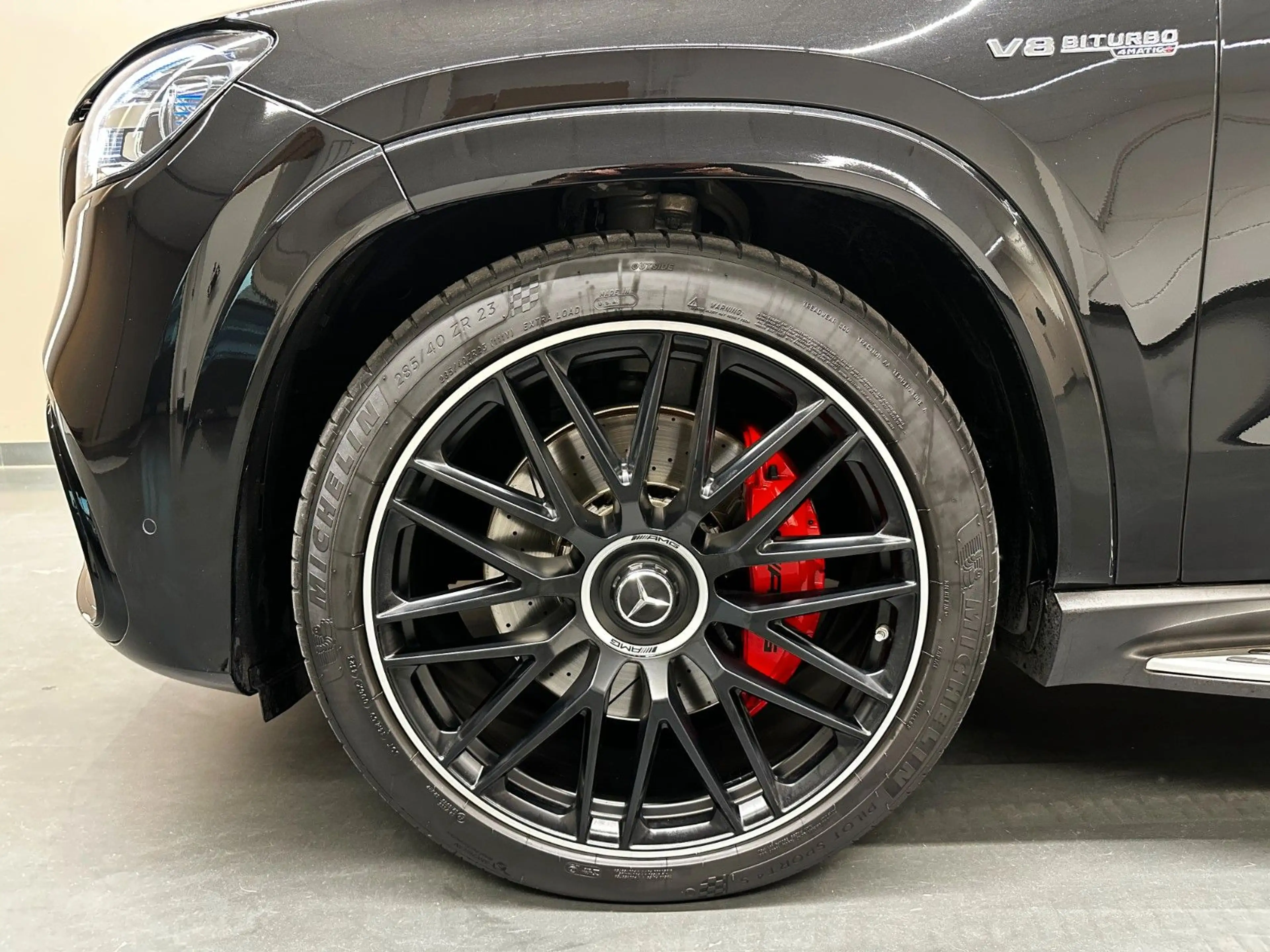 Mercedes-Benz GLS 63 AMG GLS63 AMG 4M+ Night-Paket *7-SITZER*PANO*DIST+* — photo 3