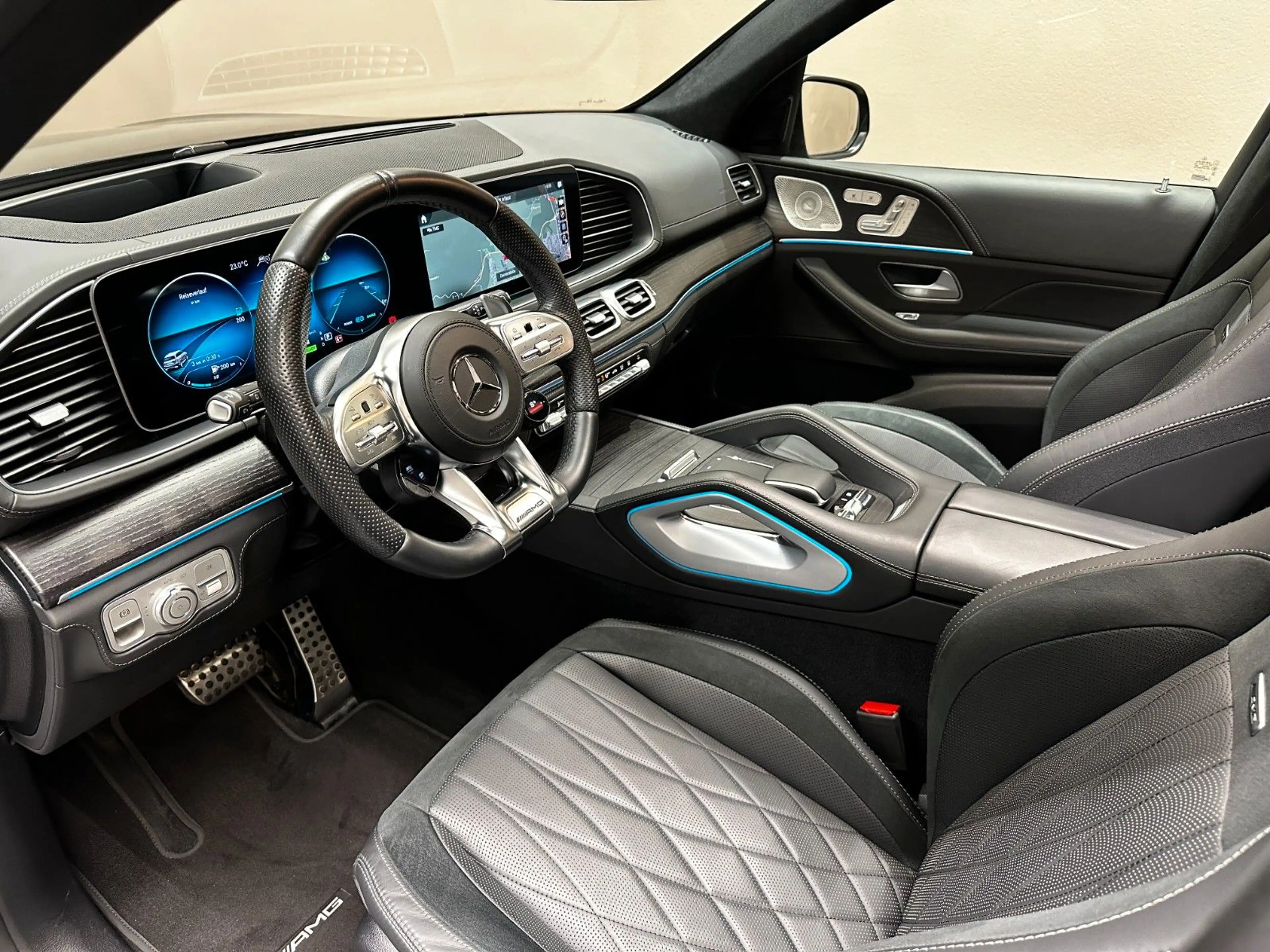 Mercedes-Benz GLS 63 AMG GLS63 AMG 4M+ Night-Paket *7-SITZER*PANO*DIST+* — photo 10
