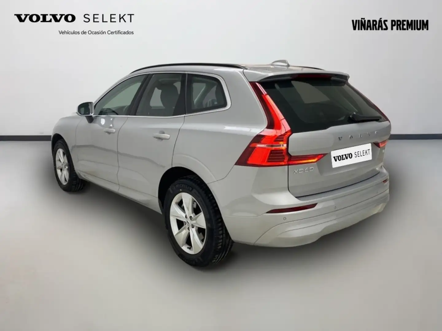 Volvo XC60 B4 Core FWD Aut. Gris - 2