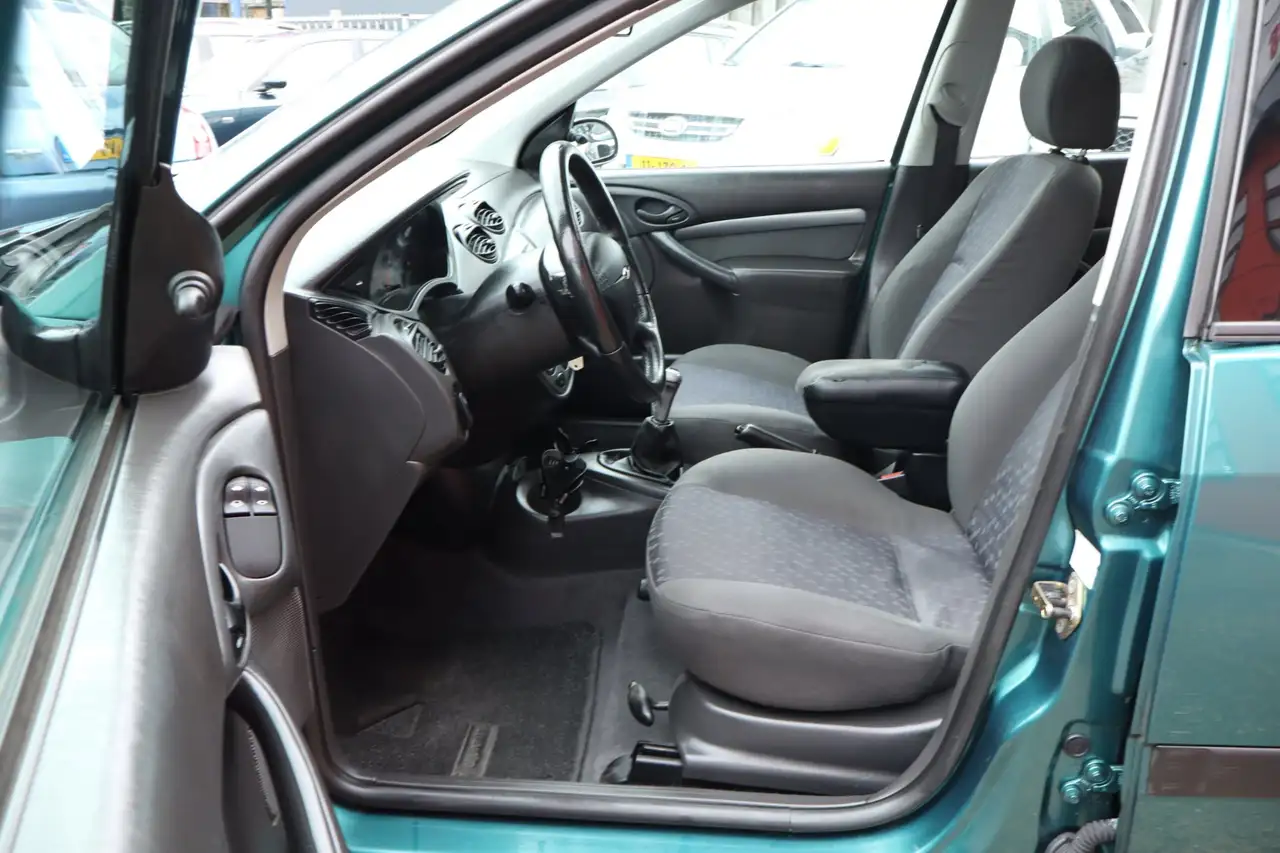 Ford Focus 1.6-16V Trend , 5 DEURS, SCHUIFDAK , 175.000 KM, foto 7