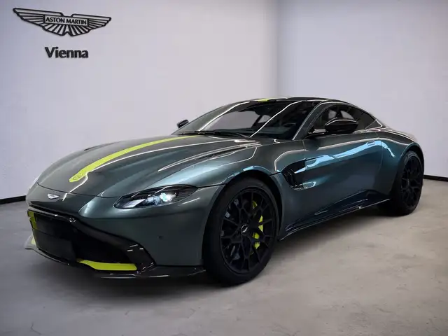Aston Martin Vantage Coupe Manual | AMR | 1 of 59