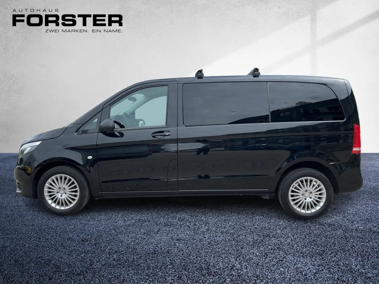 Mercedes-Benz Vito 111 BlueTEC Tourer PRO Kompakt LED PTS Shz Zwart - 2