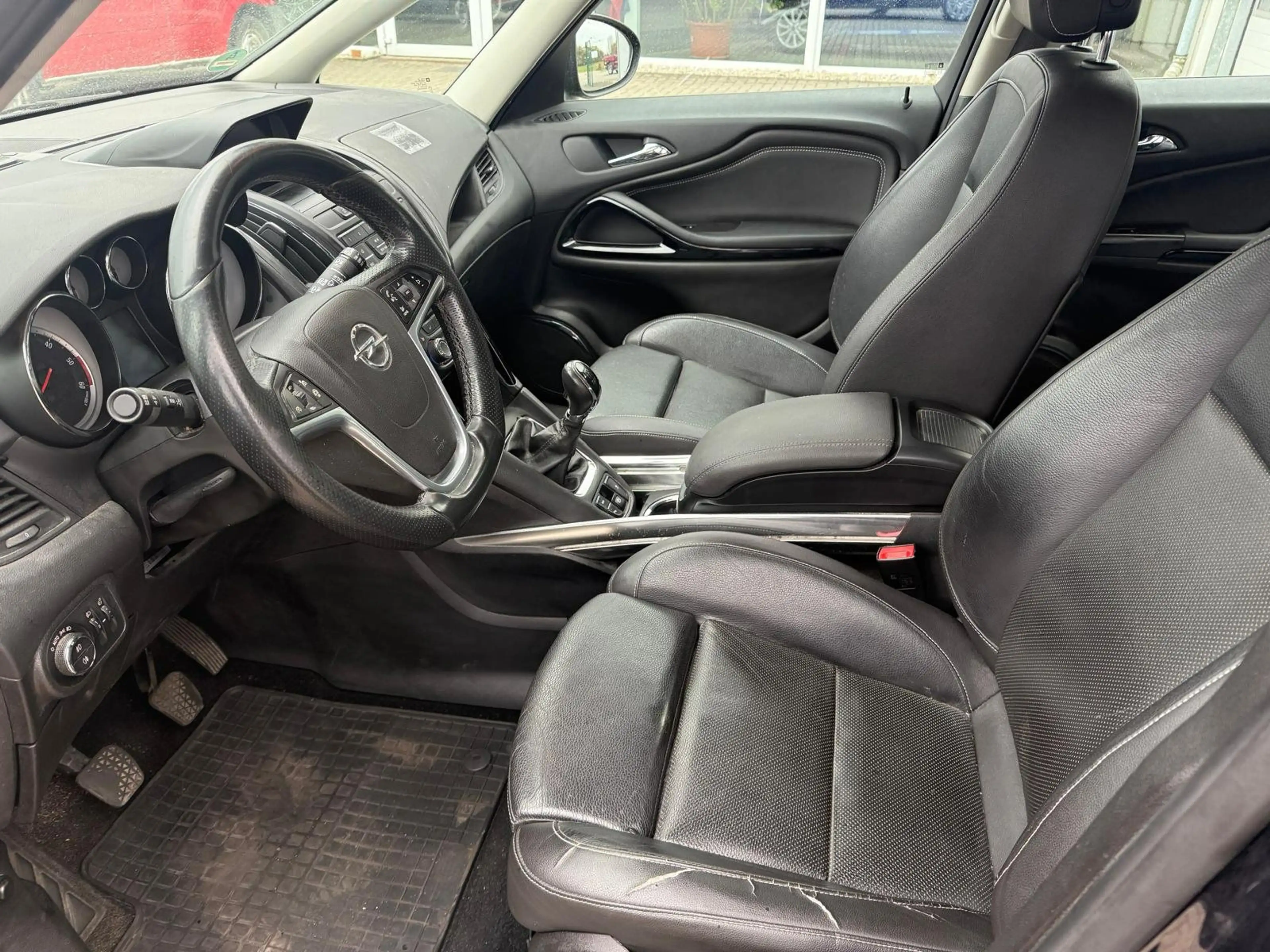 Opel Zafira Tourer Edition — photo 13