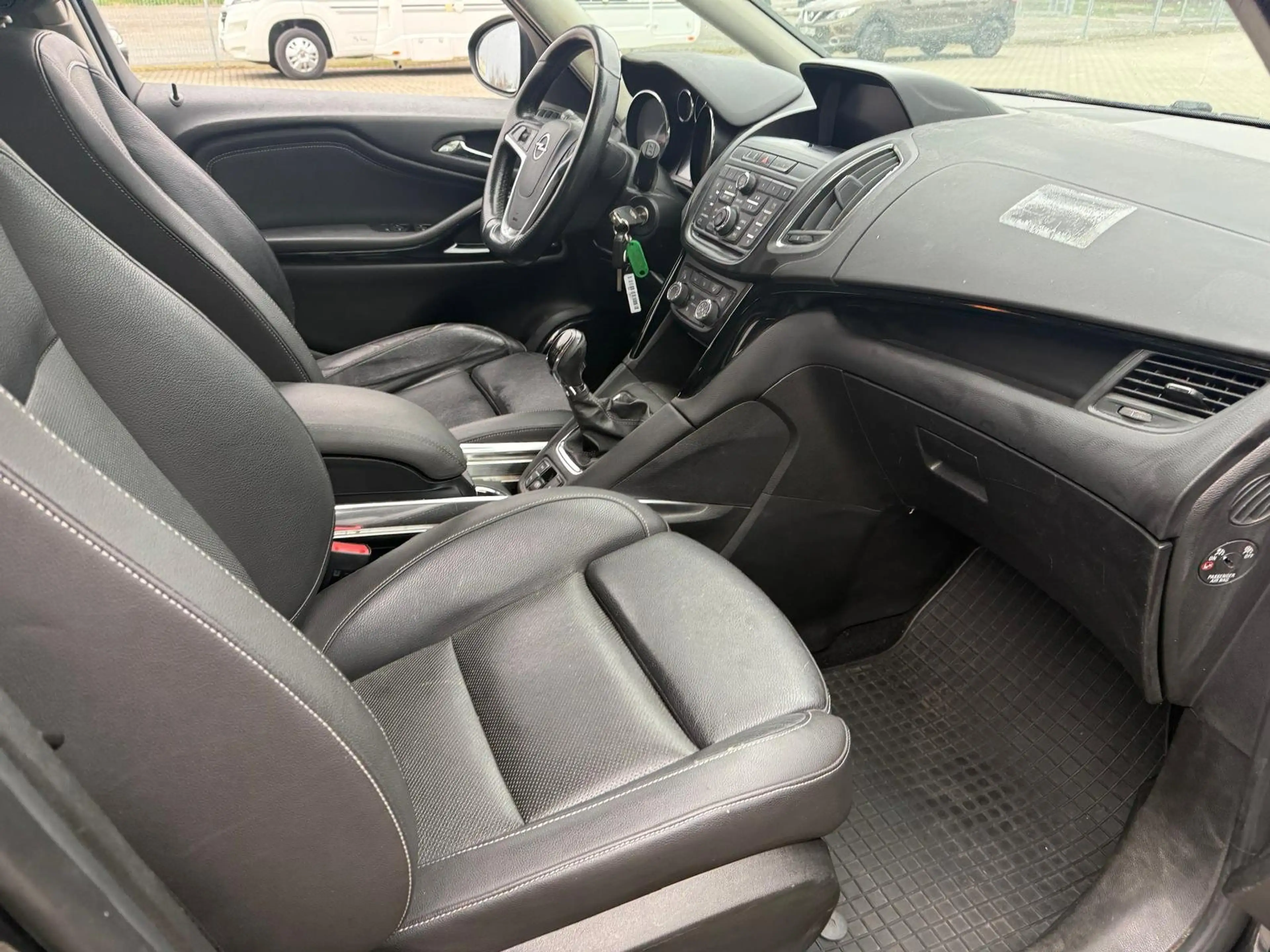 Opel Zafira Tourer Edition — photo 5