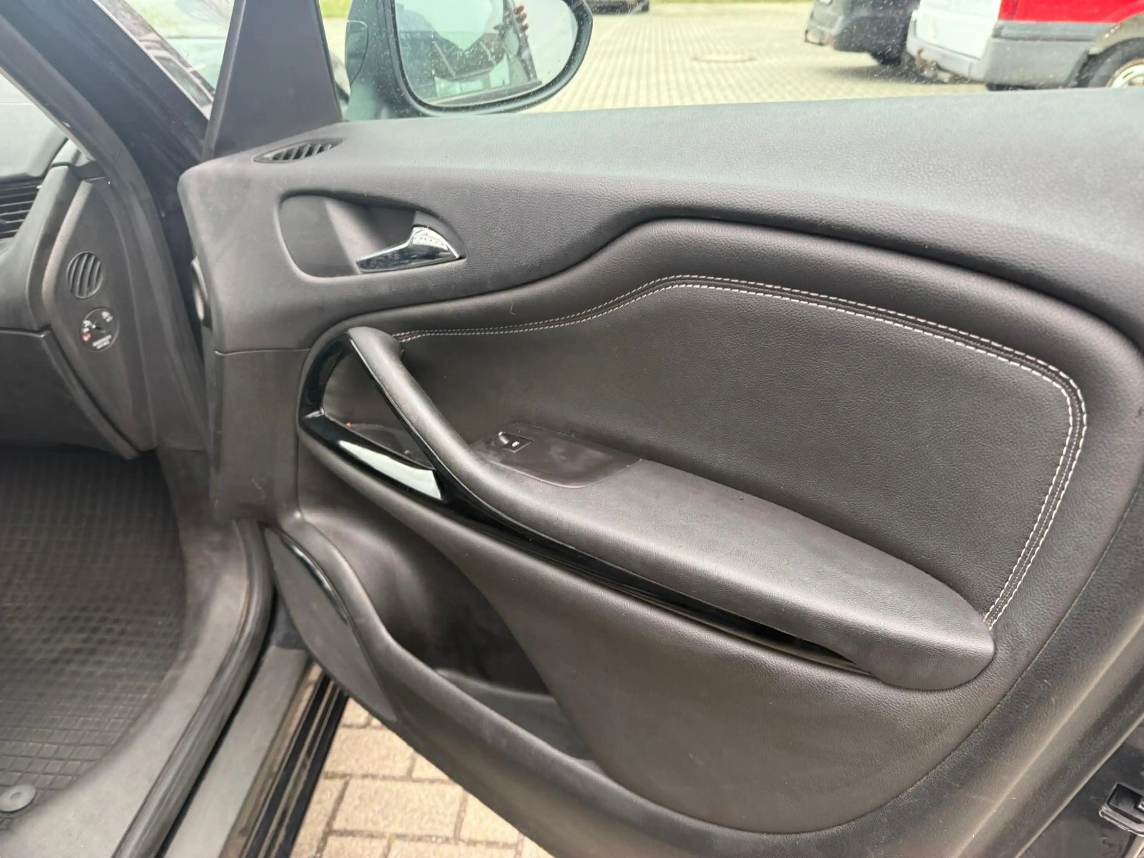 Opel Zafira Tourer Edition — photo 6
