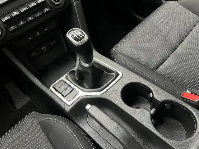 Kia Sportage view 28