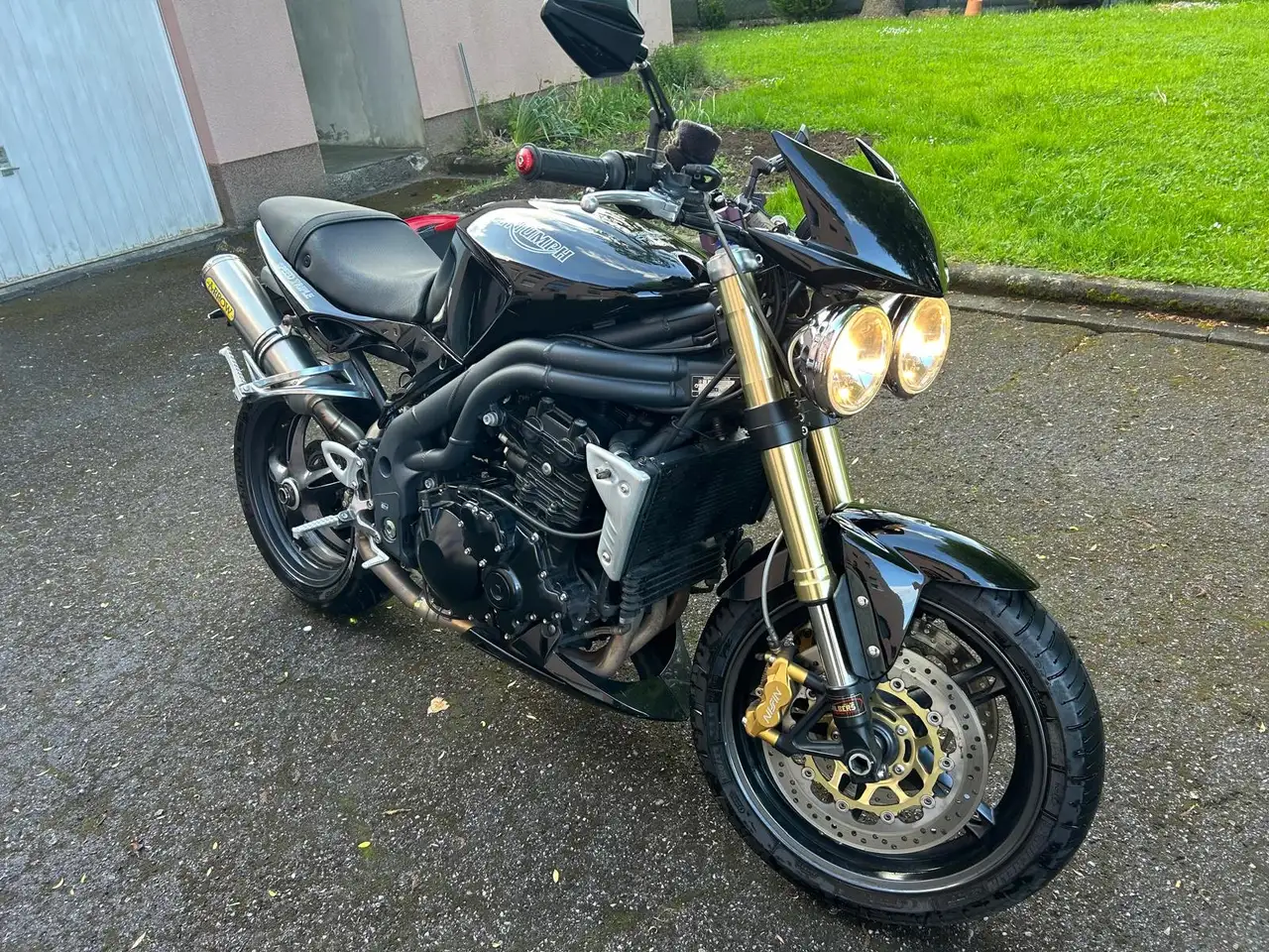 Triumph Speed Triple 1050