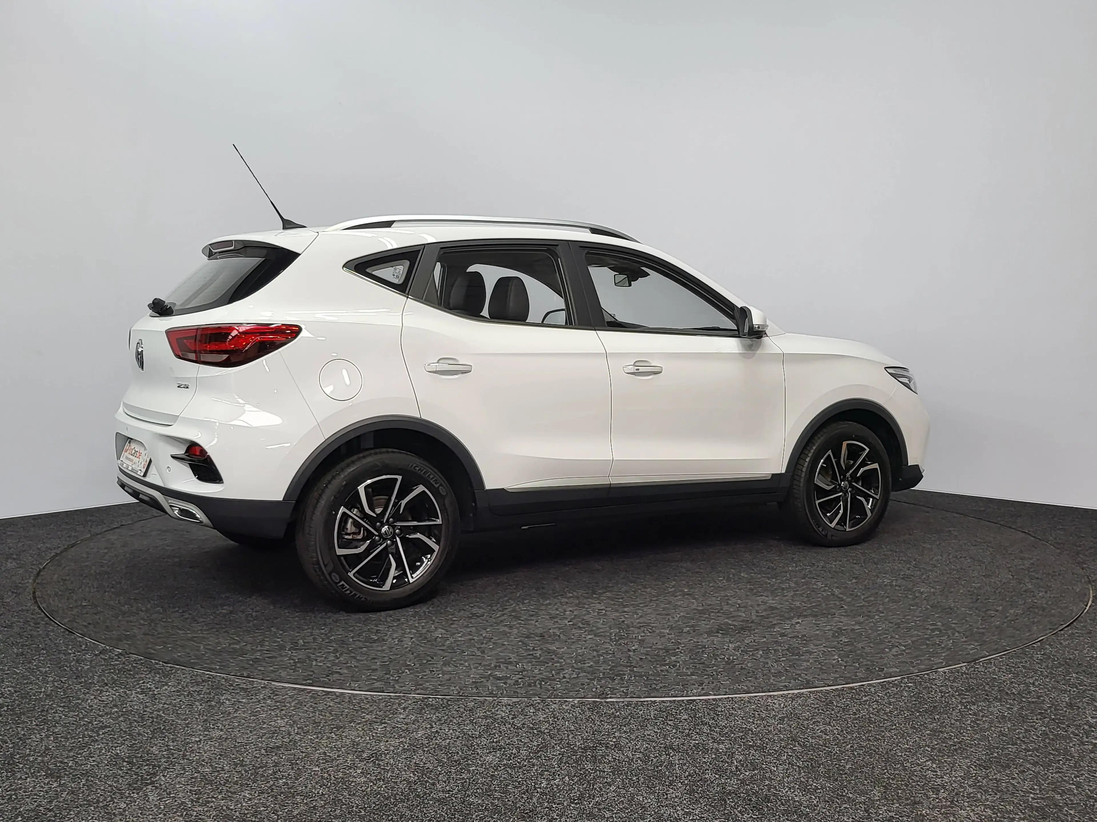 MG ZS 1.0 T-GDi Luxury | 2024 | Automaat | 28.544 km | Cam.360 | Led | Navi | CarPlay | DAB | Cruise | Leder | SuperDeal — photo 6
