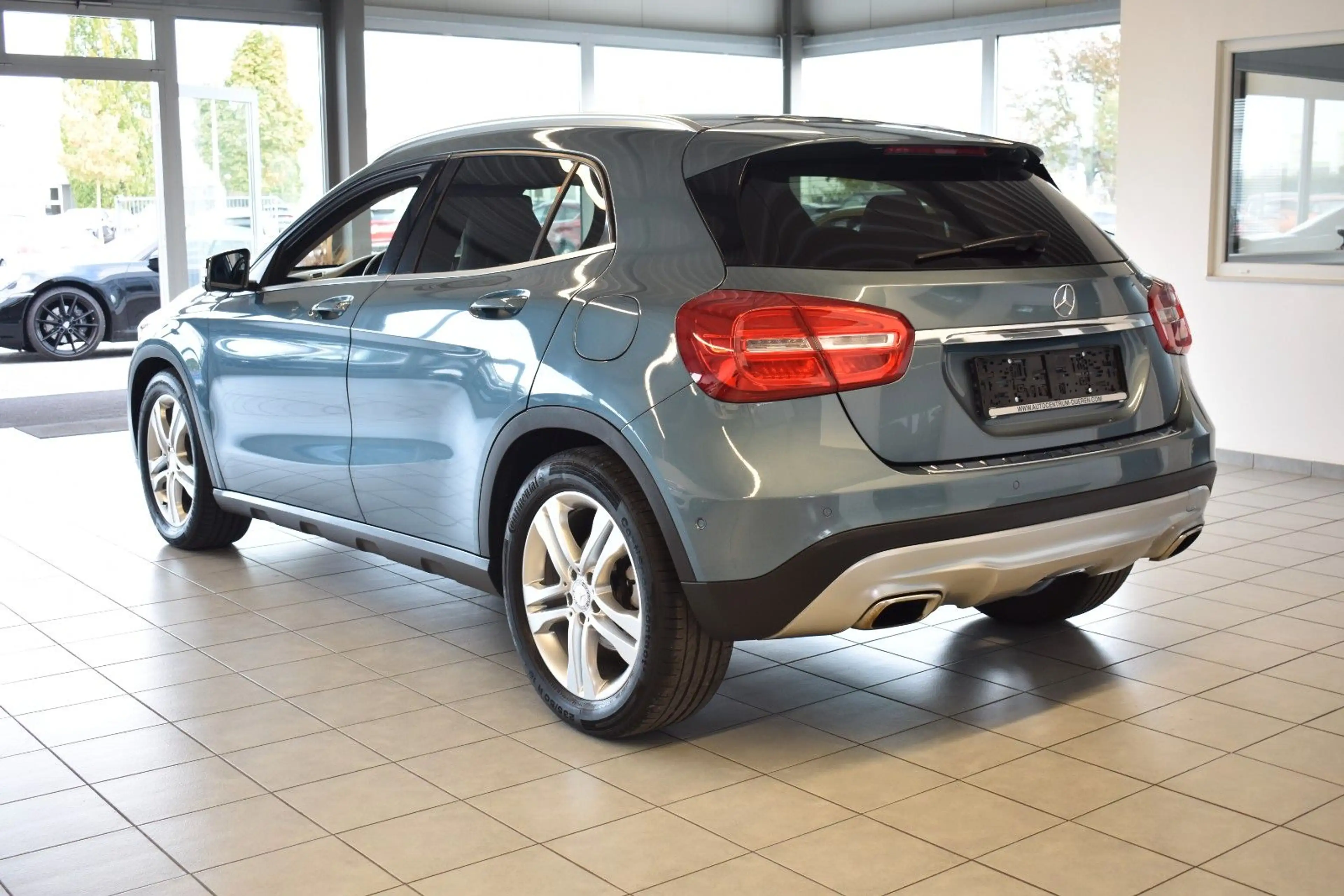 Mercedes-Benz GLA 200 CDI / d AUT./XENON/NAVI/KAMERA/AHK — photo 5
