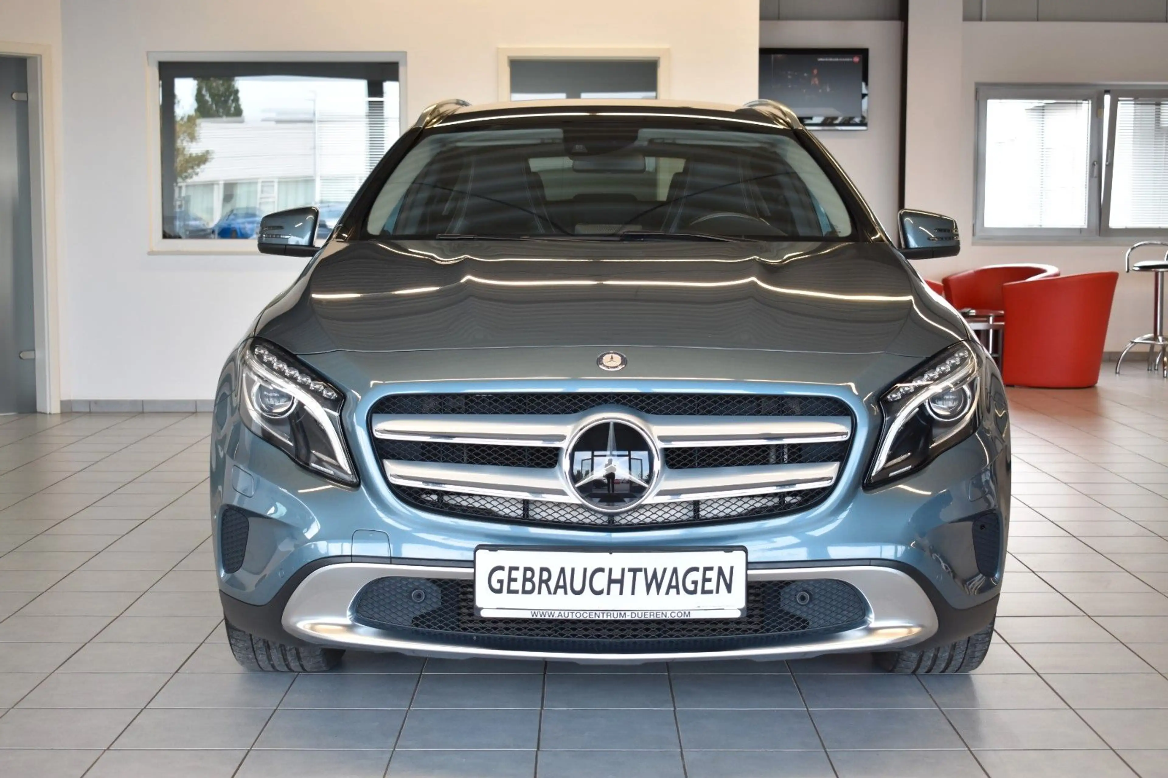 Mercedes-Benz GLA 200 CDI / d AUT./XENON/NAVI/KAMERA/AHK — photo 2