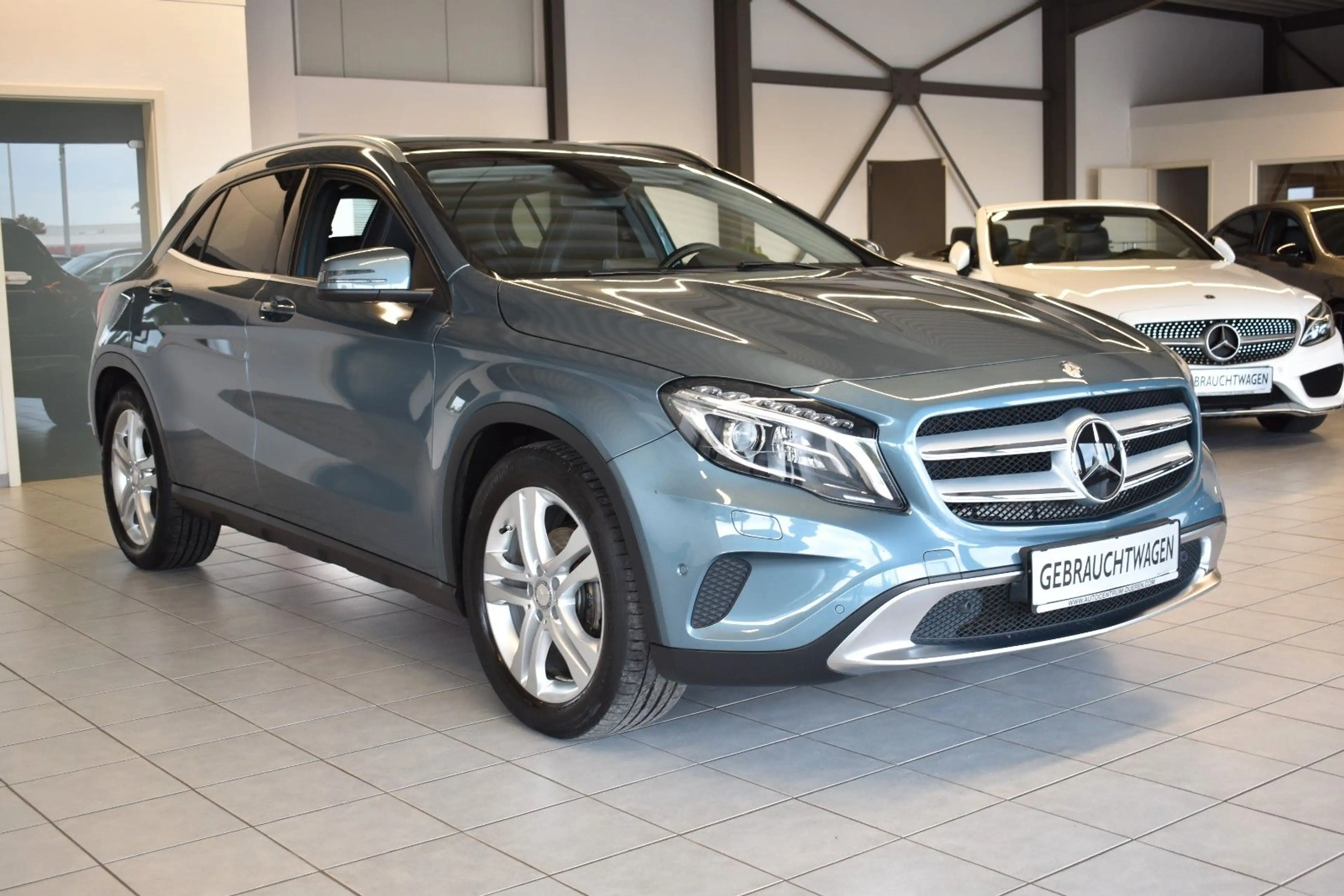 Mercedes-Benz GLA 200 CDI / d AUT./XENON/NAVI/KAMERA/AHK