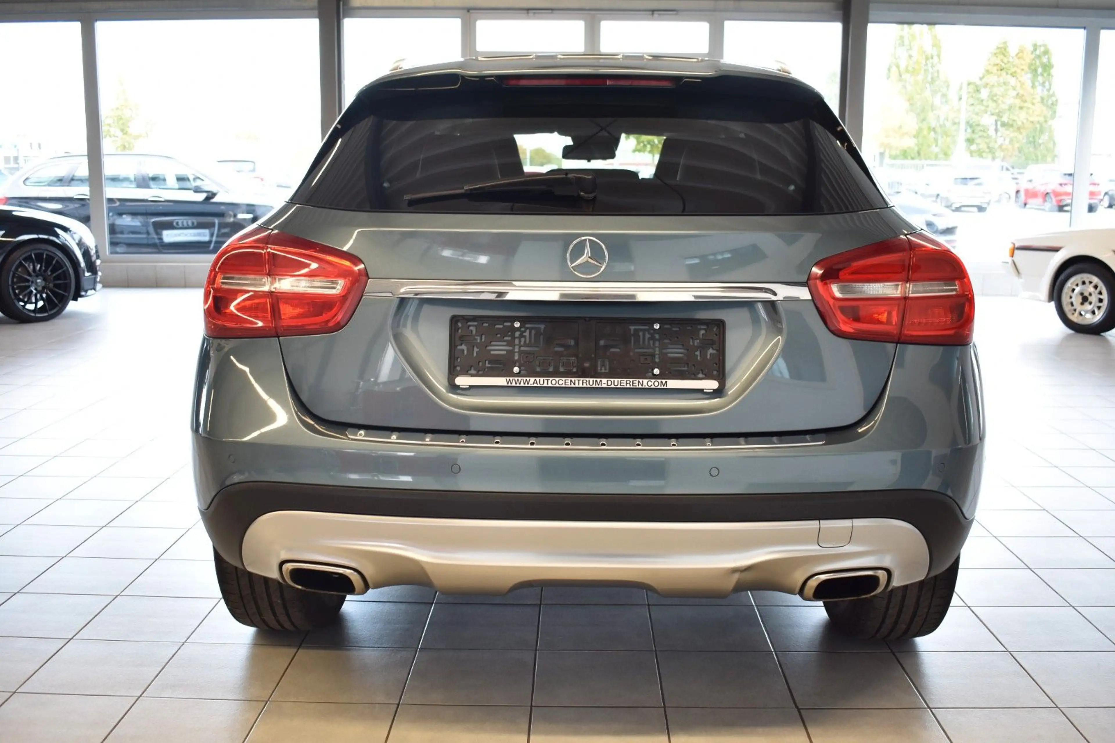 Mercedes-Benz GLA 200 CDI / d AUT./XENON/NAVI/KAMERA/AHK — photo 6