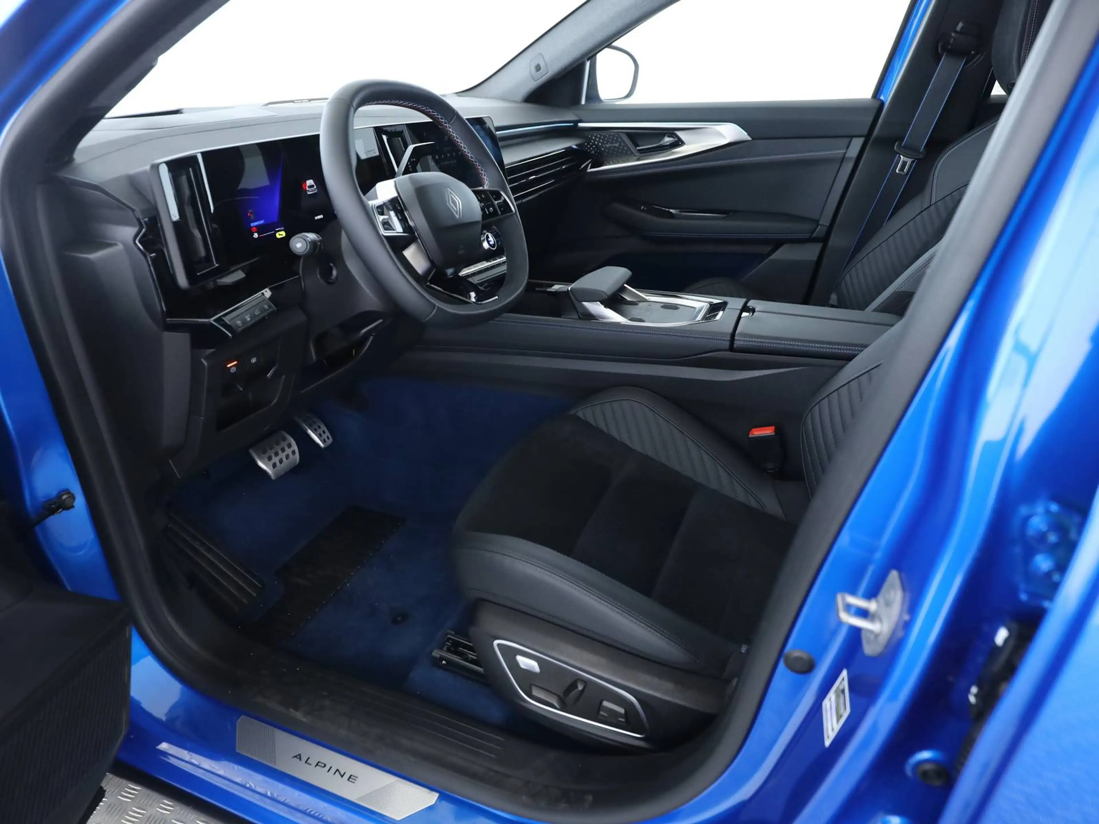 Renault Rafale 300 E-Tech Plug-in Hybrid 4x4 Atelier Alpine — photo 5