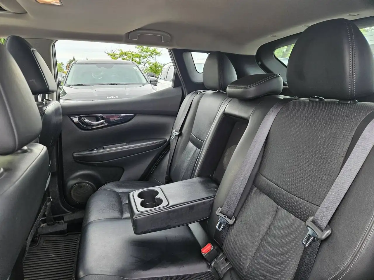 Nissan Qashqai снимка Nissan Qashqai