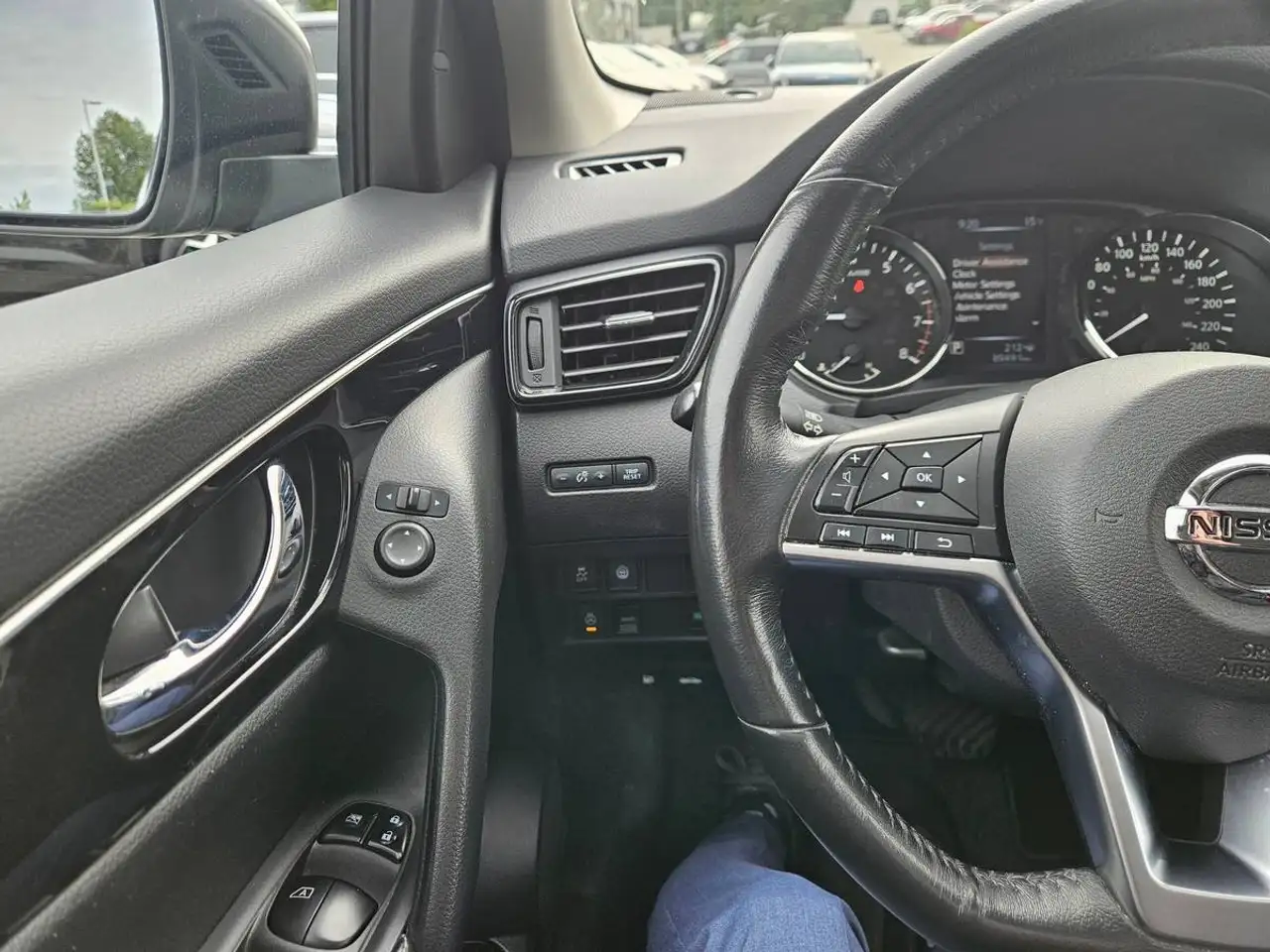 Nissan Qashqai снимка Nissan Qashqai