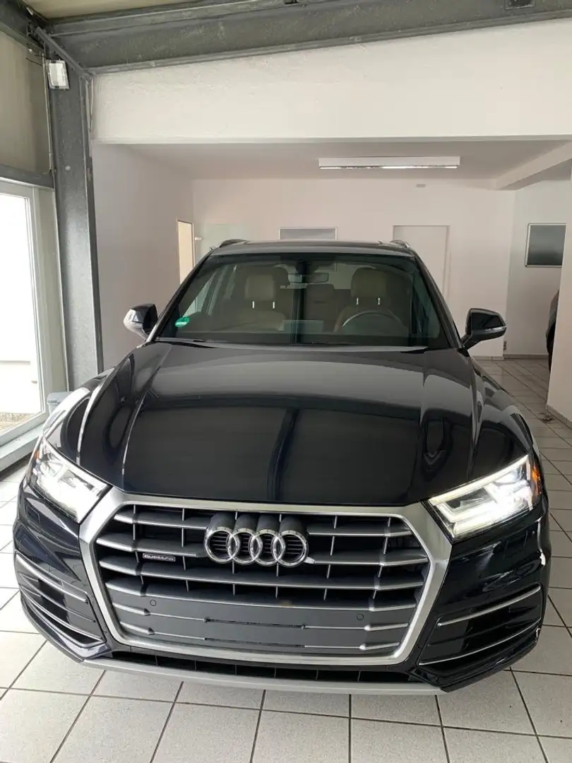 Audi Q5 2.0 TFSI quattro S tronic Schwarz - 1