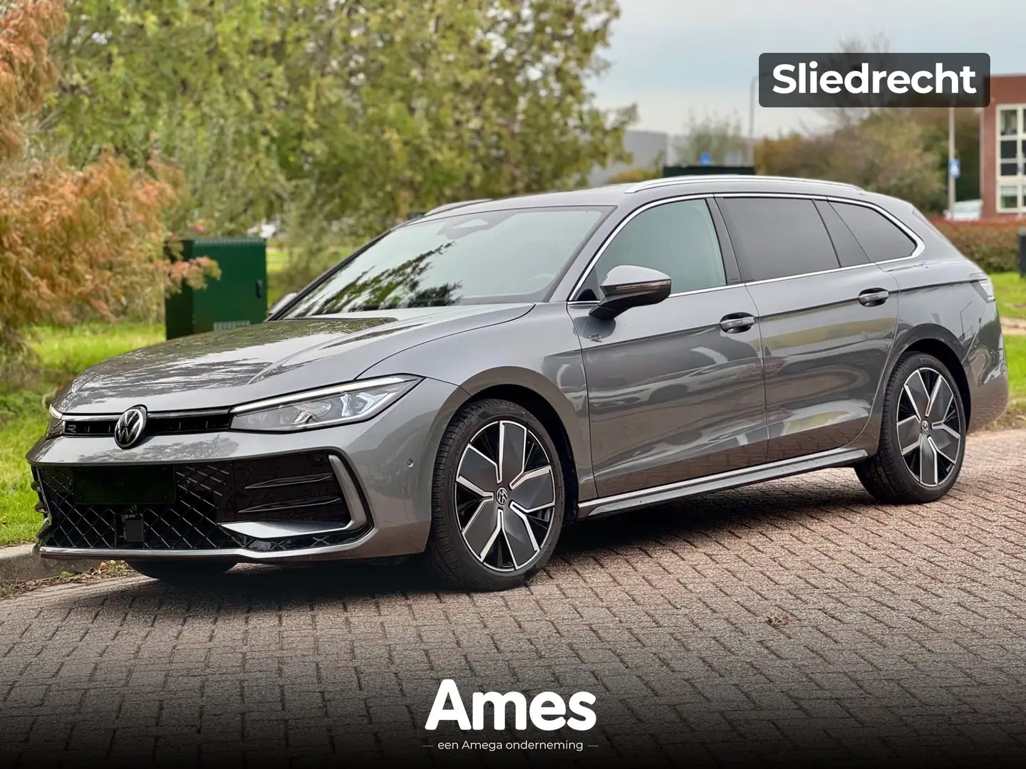 Volkswagen Passat Variant 1.5 eTSI 150pk DSG R-Line Edition | Stoel- en stuu Grijs - 1