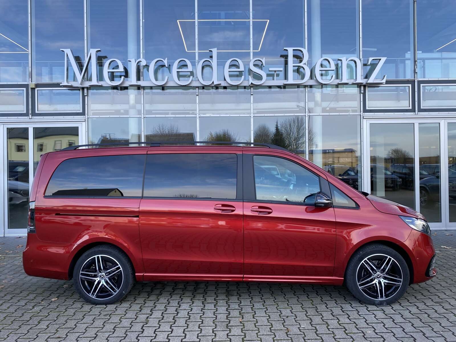 Mercedes-Benz V 250
