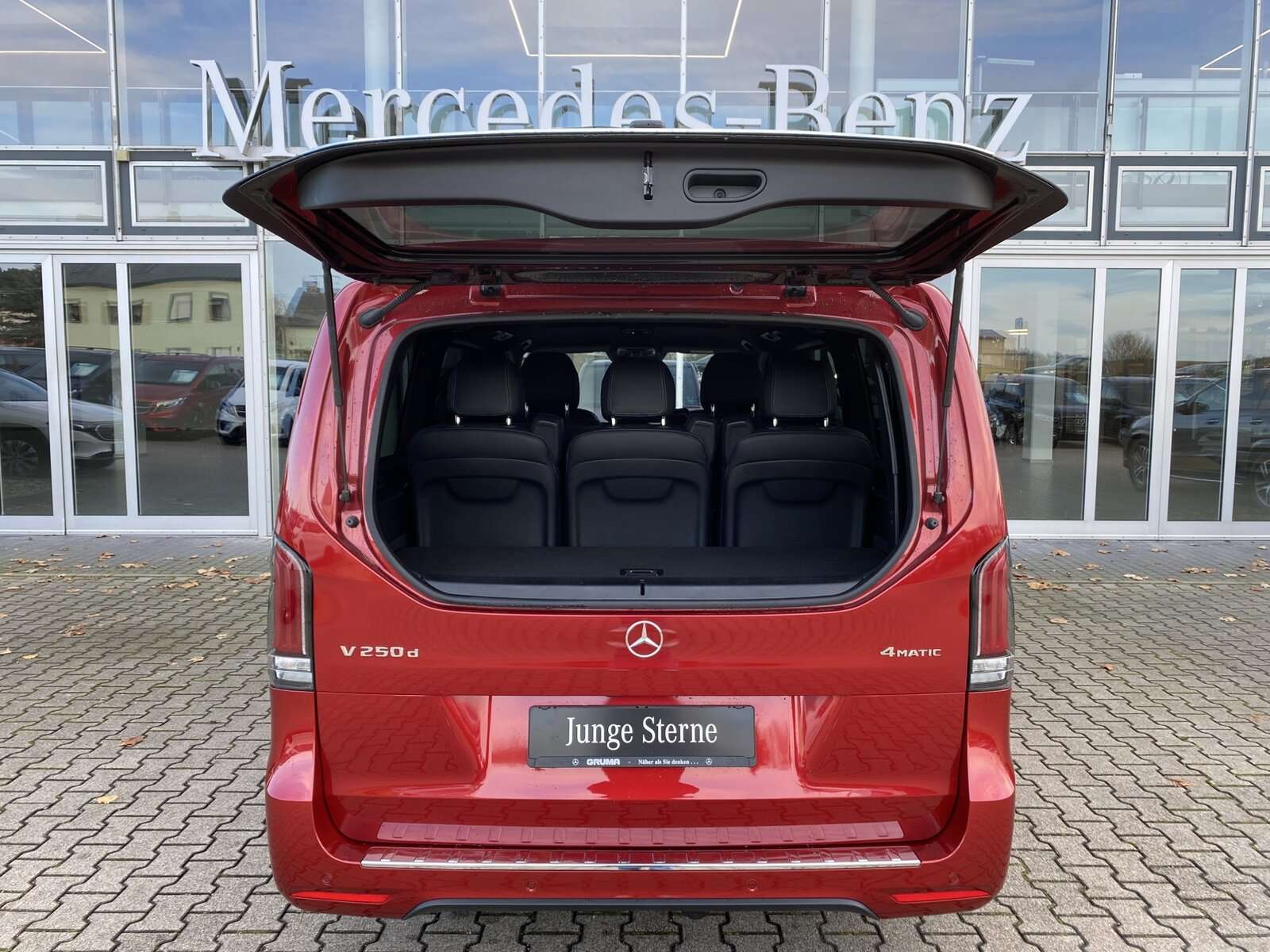 Mercedes-Benz V 250