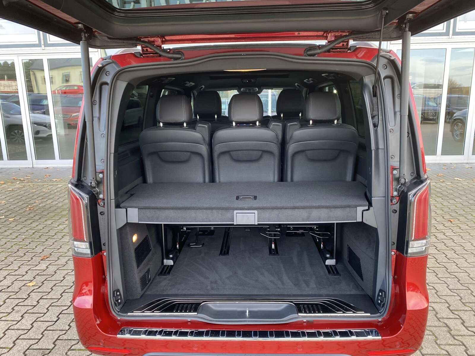 Mercedes-Benz V 250