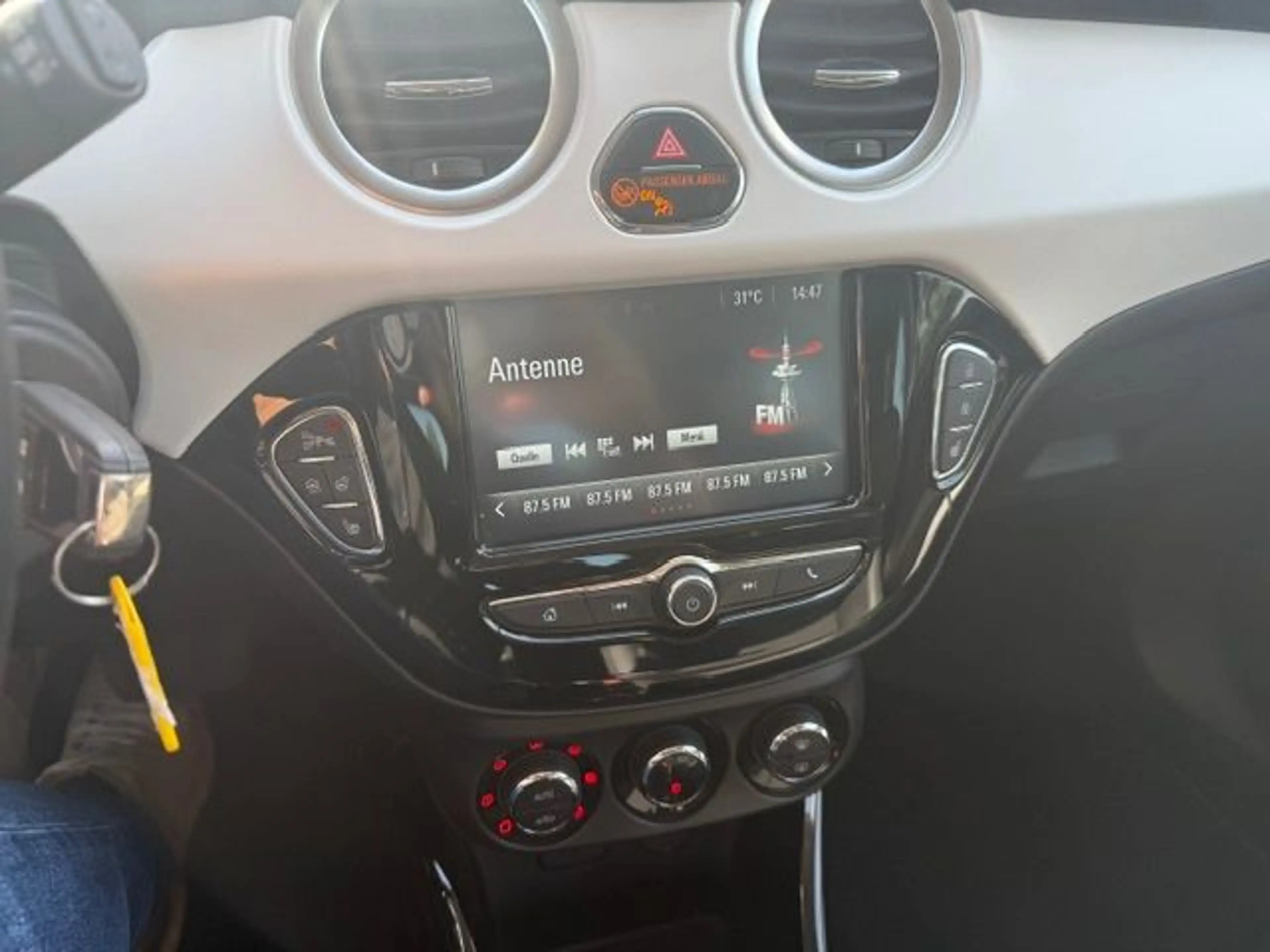 Opel Adam Unlimited easytronic — photo 12