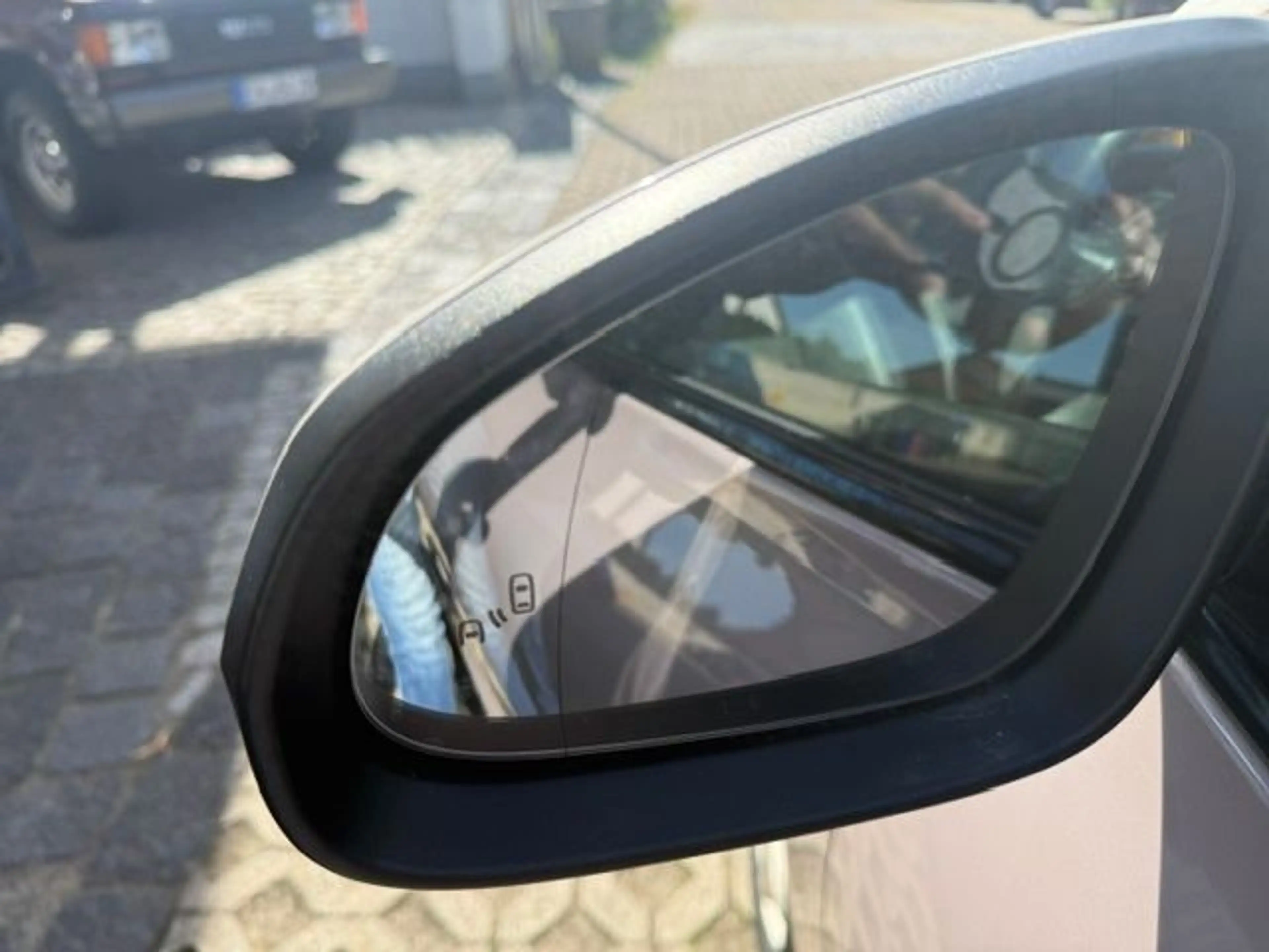 Opel Adam Unlimited easytronic — photo 10