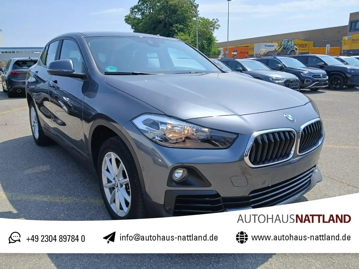 BMW X2 18i sDrive PDC Klima AHK 1.Hd. Grau - 1