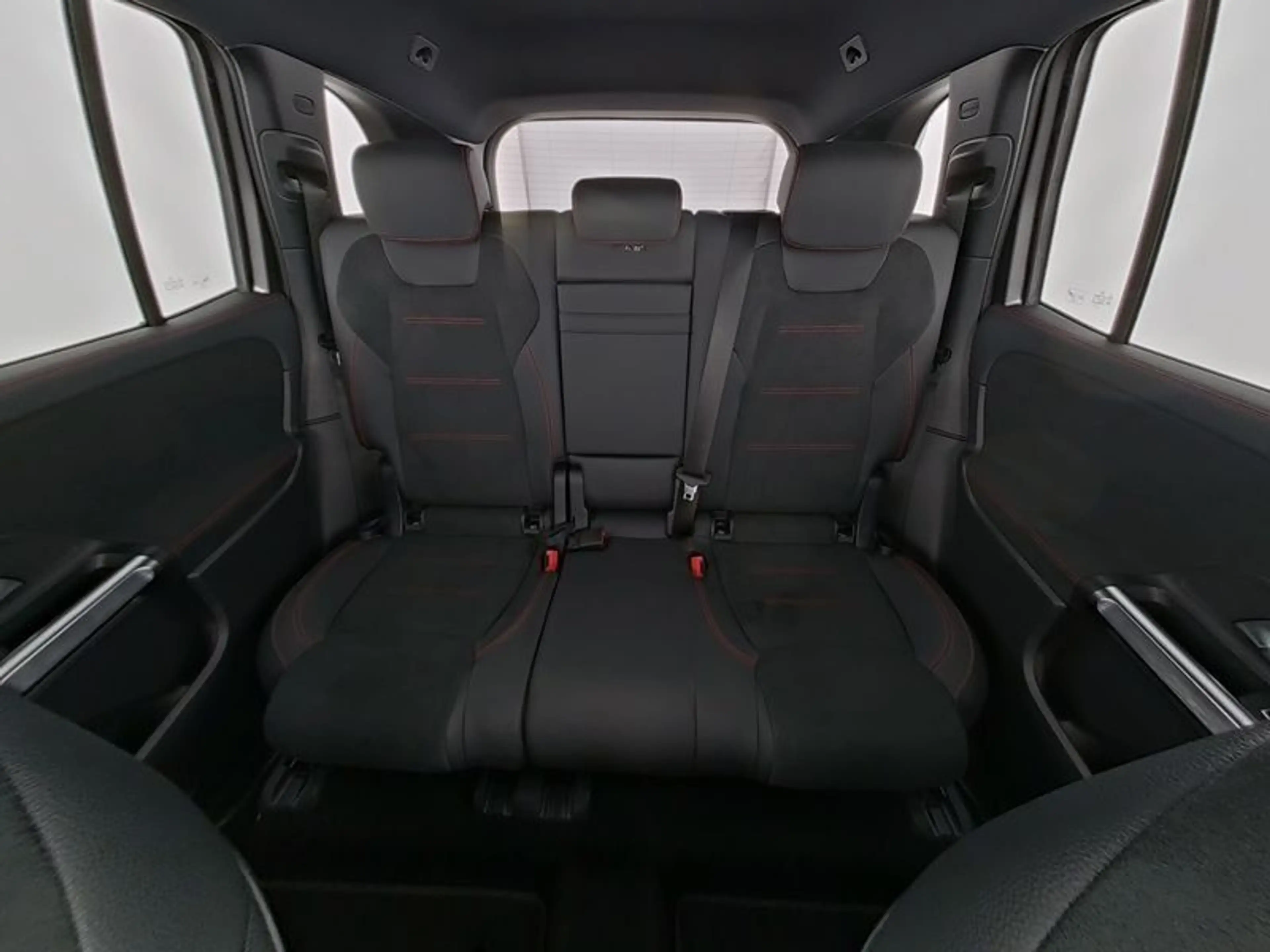 Mercedes-Benz EQB 350 4M AMG-ADVANCED NIGHT SOUND 360° WINTER — photo 10
