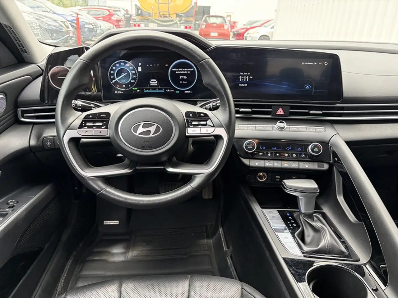 Hyundai ELANTRA снимка Hyundai ELANTRA