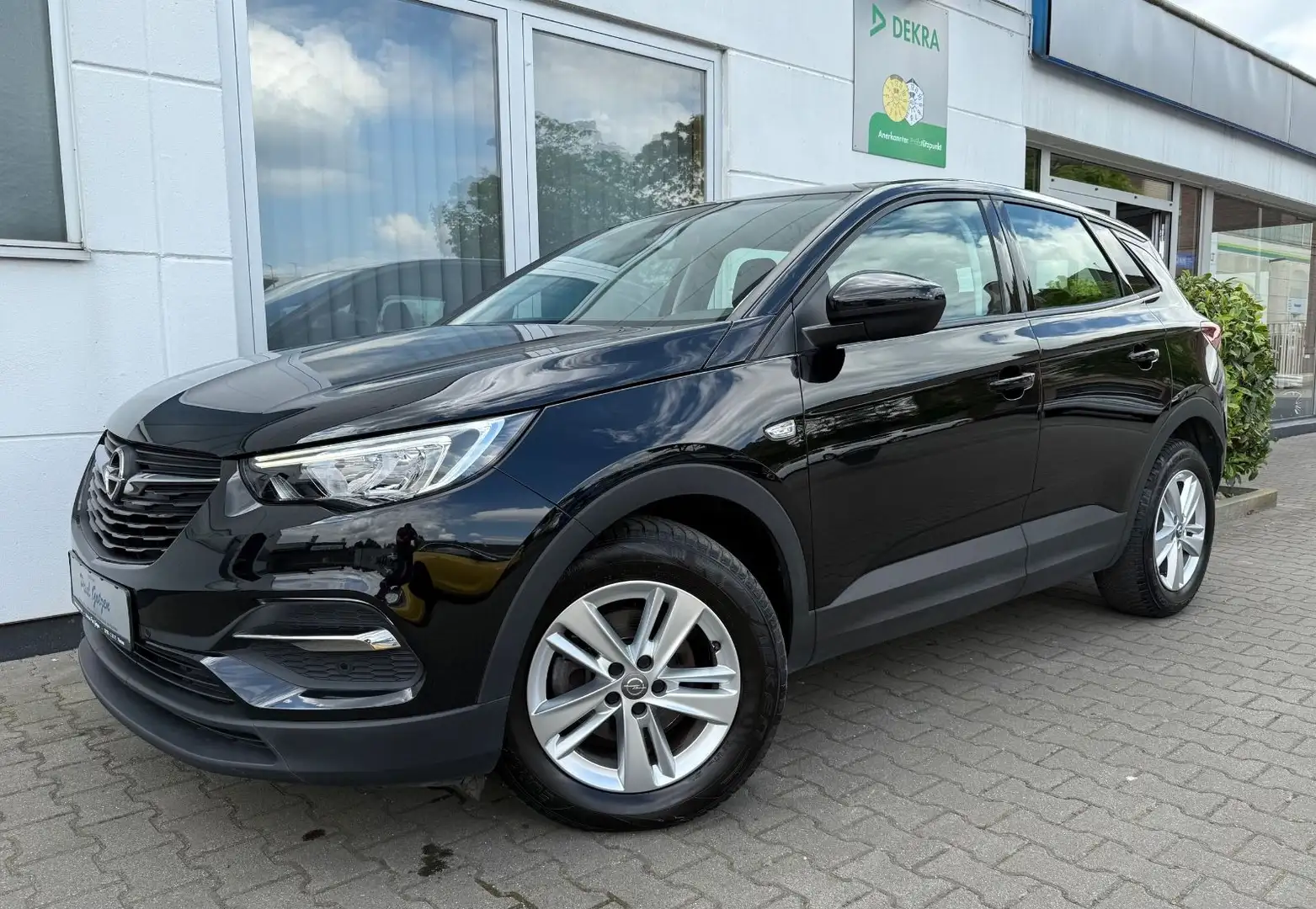 Opel Grandland X Edition 1.2 Turbo Automatik Noir - 1