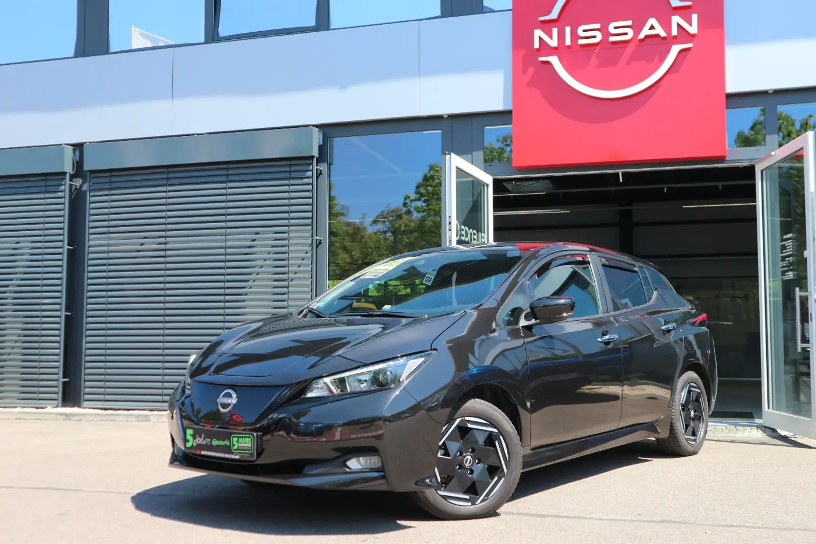 Nissan Leaf Acenta 40KW SHZ Carplay Kamera Winterpack Fekete - 2
