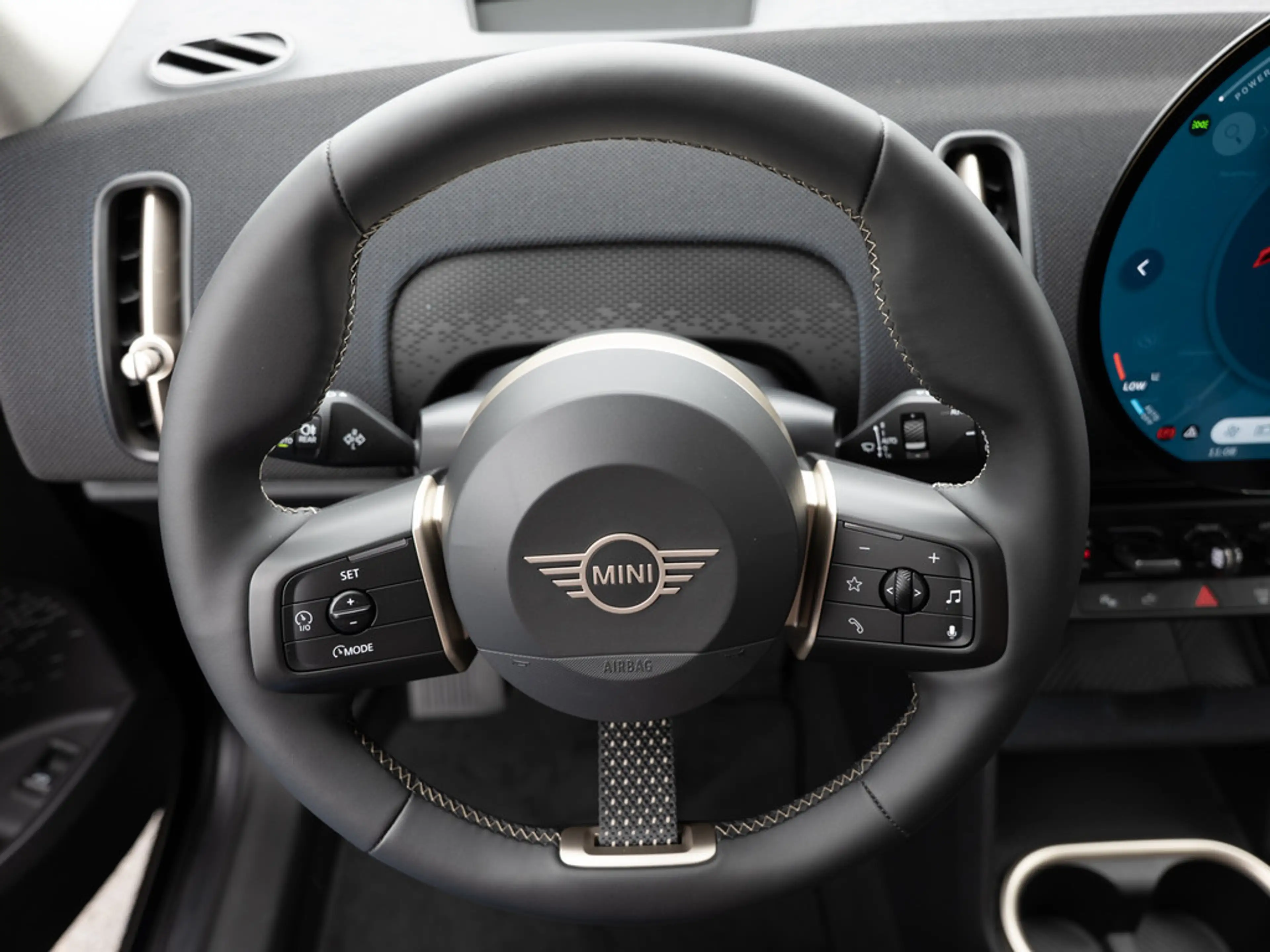 MINI Cooper S Countryman — photo 14
