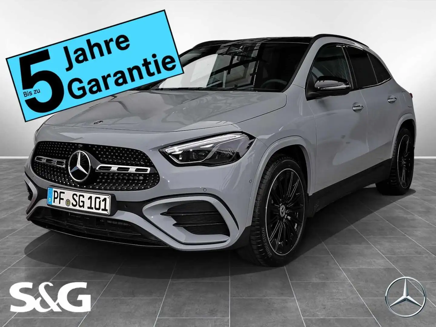 Mercedes-Benz GLA 200 AMG M-LED+360°+AHK+Pano+Standhz+Distroni Grau - 1