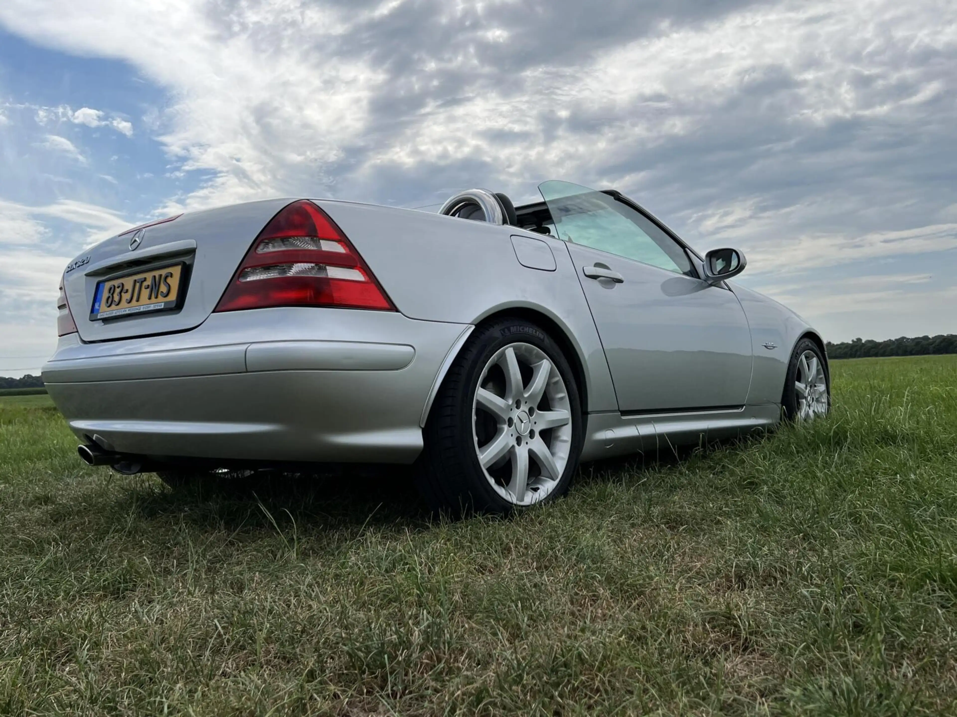 Mercedes-Benz SLK 320 Special Edition — photo 12