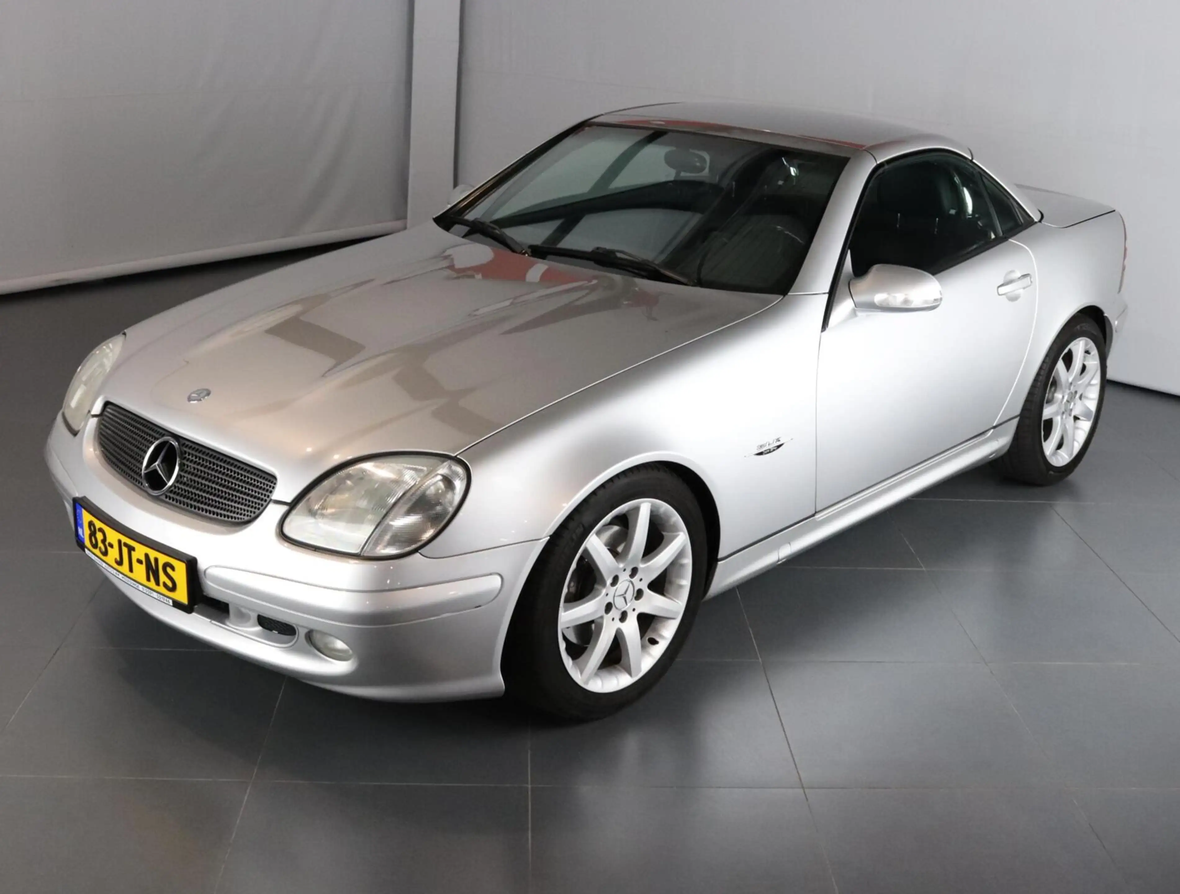 Mercedes-Benz SLK 320 Special Edition — photo 30