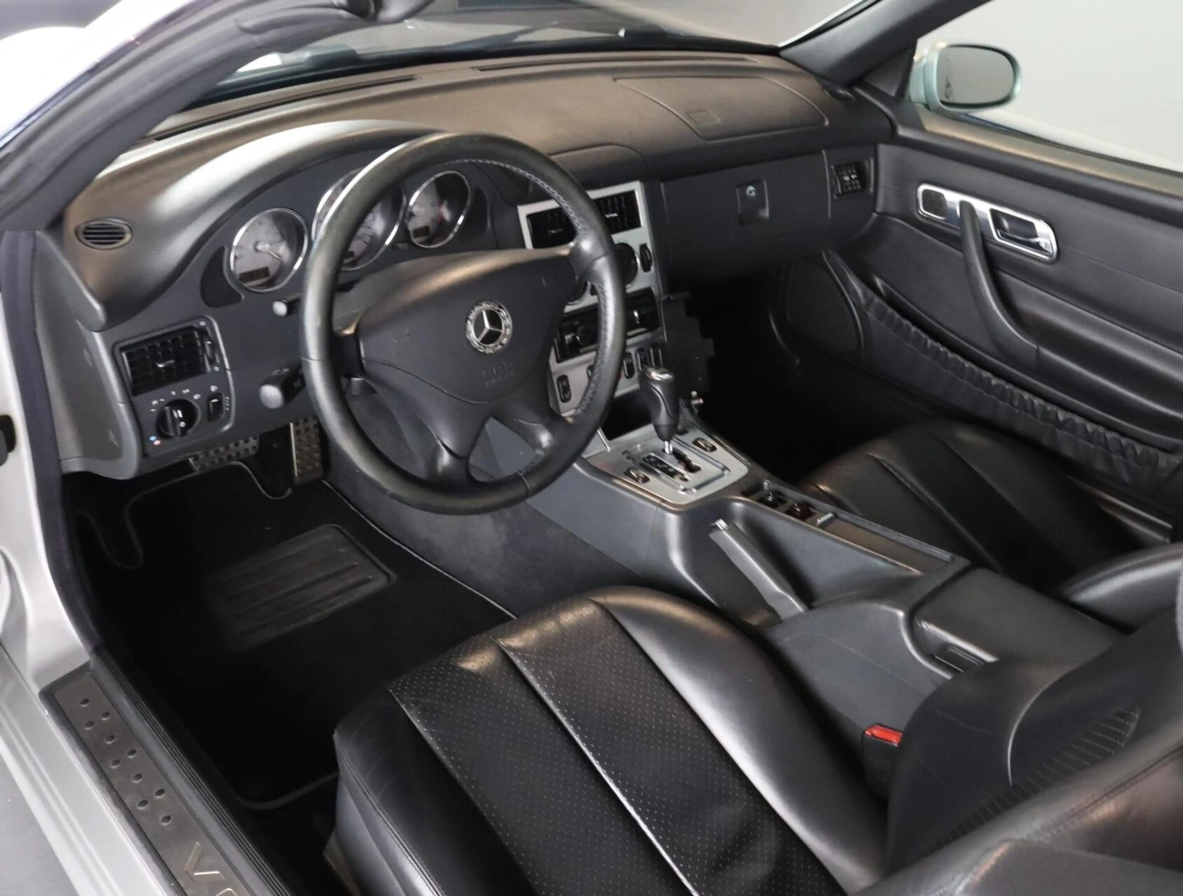 Mercedes-Benz SLK 320 Special Edition — photo 28