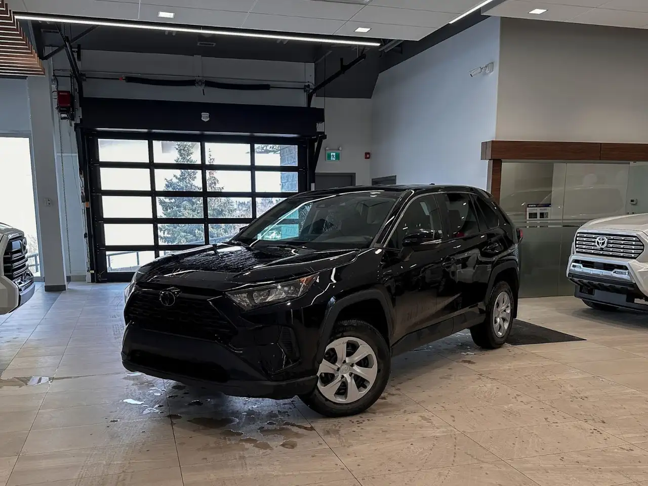 Toyota RAV 4 снимка Toyota RAV 4