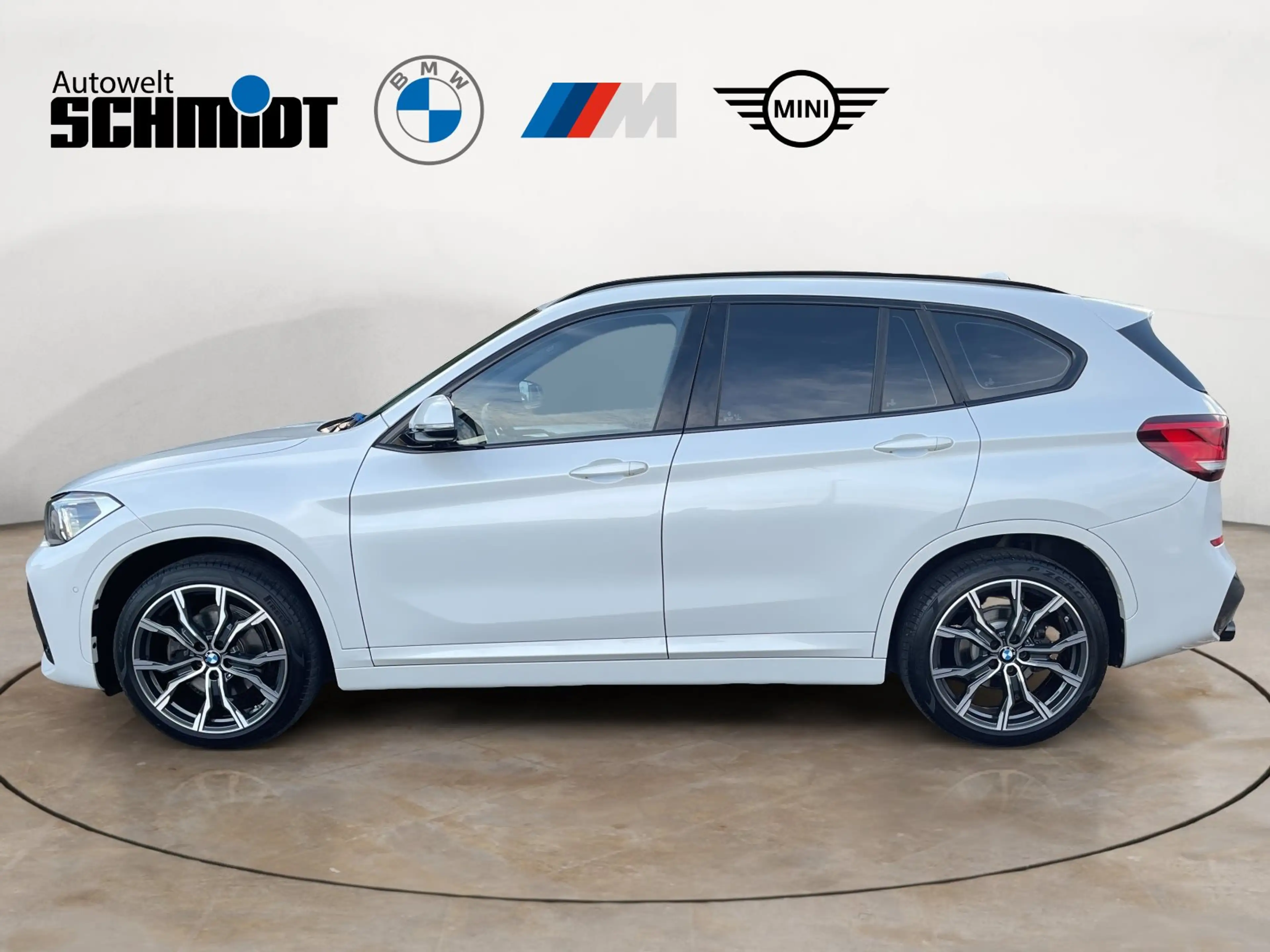 BMW X1 sDrive18i M Sport + 2Jahre-BPS.-GARANTIE — photo 2