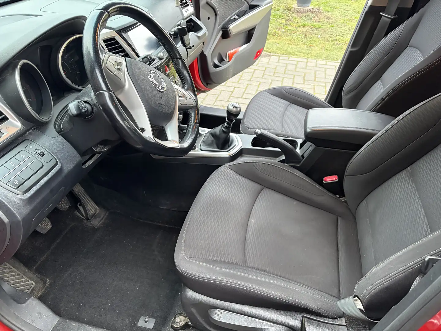 SsangYong Tivoli e-XDi 160 4WD Quartz - 2