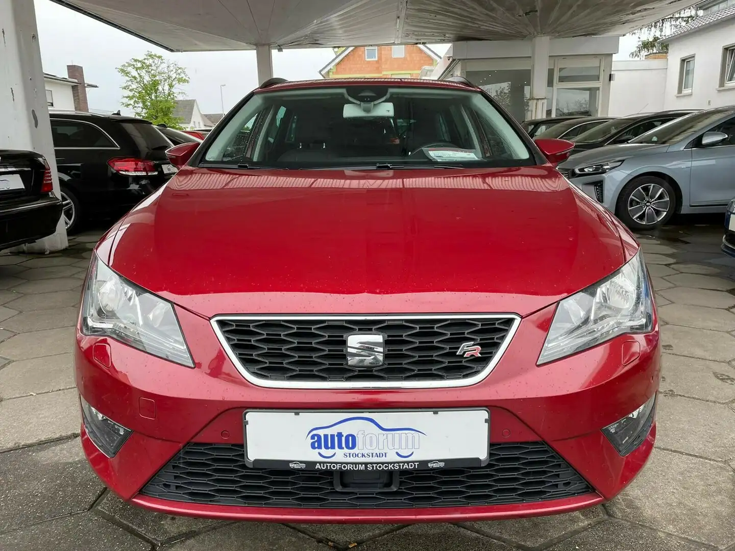 SEAT Leon ST FR DSG NAVI PANO LEDER SPURH. FERNL. Rot - 2