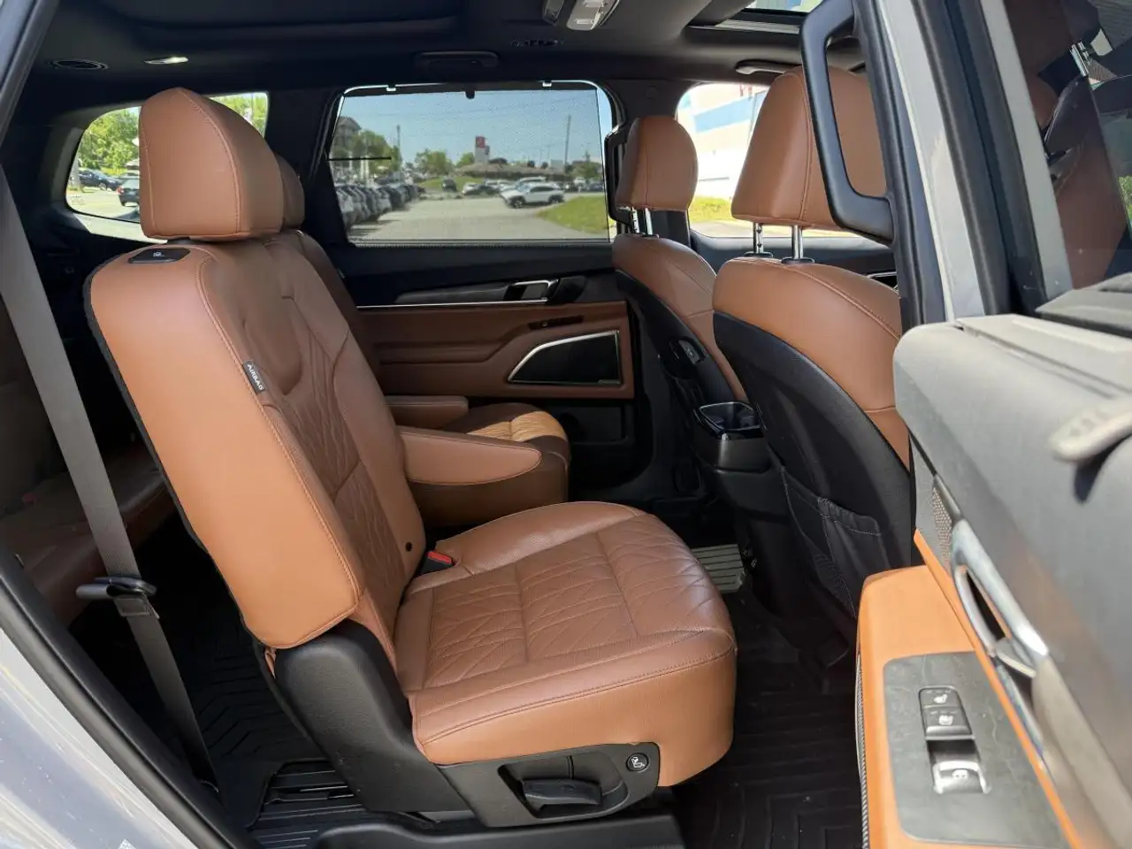 Kia Telluride снимка Kia Telluride