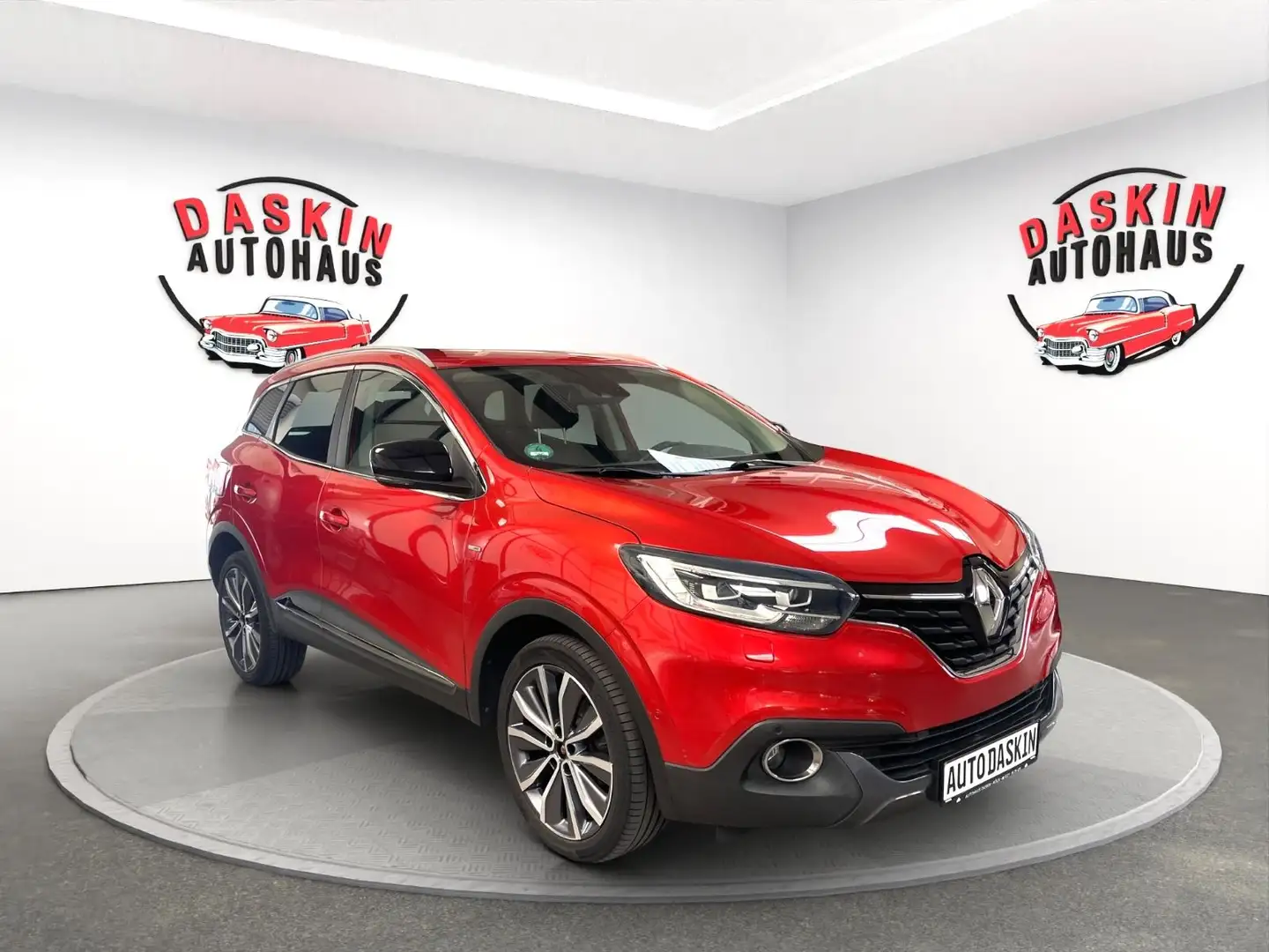 Renault Kadjar Bose Edition 4x4 1.HAND/SCHECKHEFT/NAVI Rot - 1