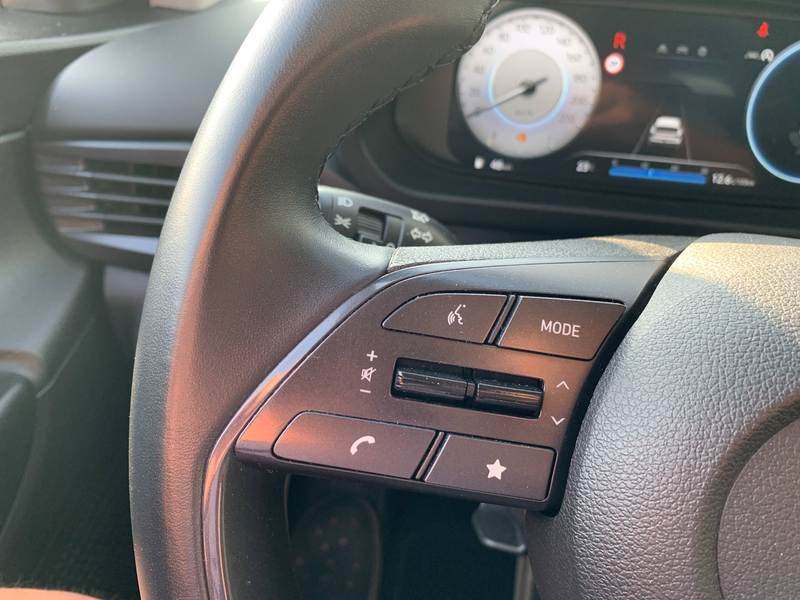Hyundai i20 i20 1.0 T-GDi Twist DCT — photo 12