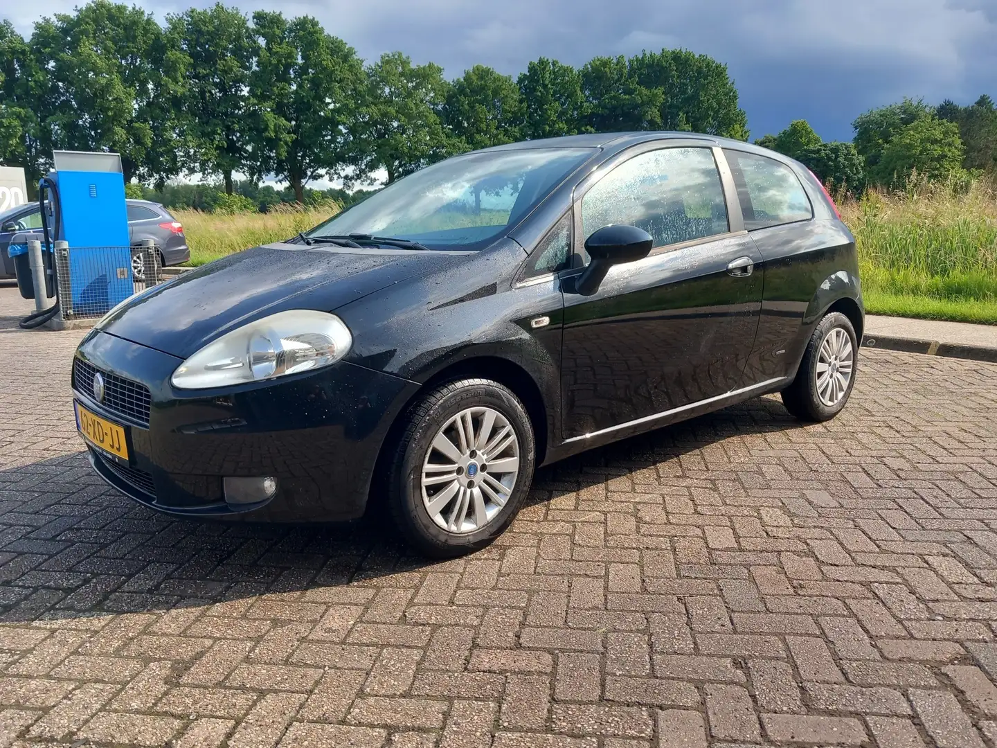 Fiat Grande Punto 1.4 8V Dynamic - 1